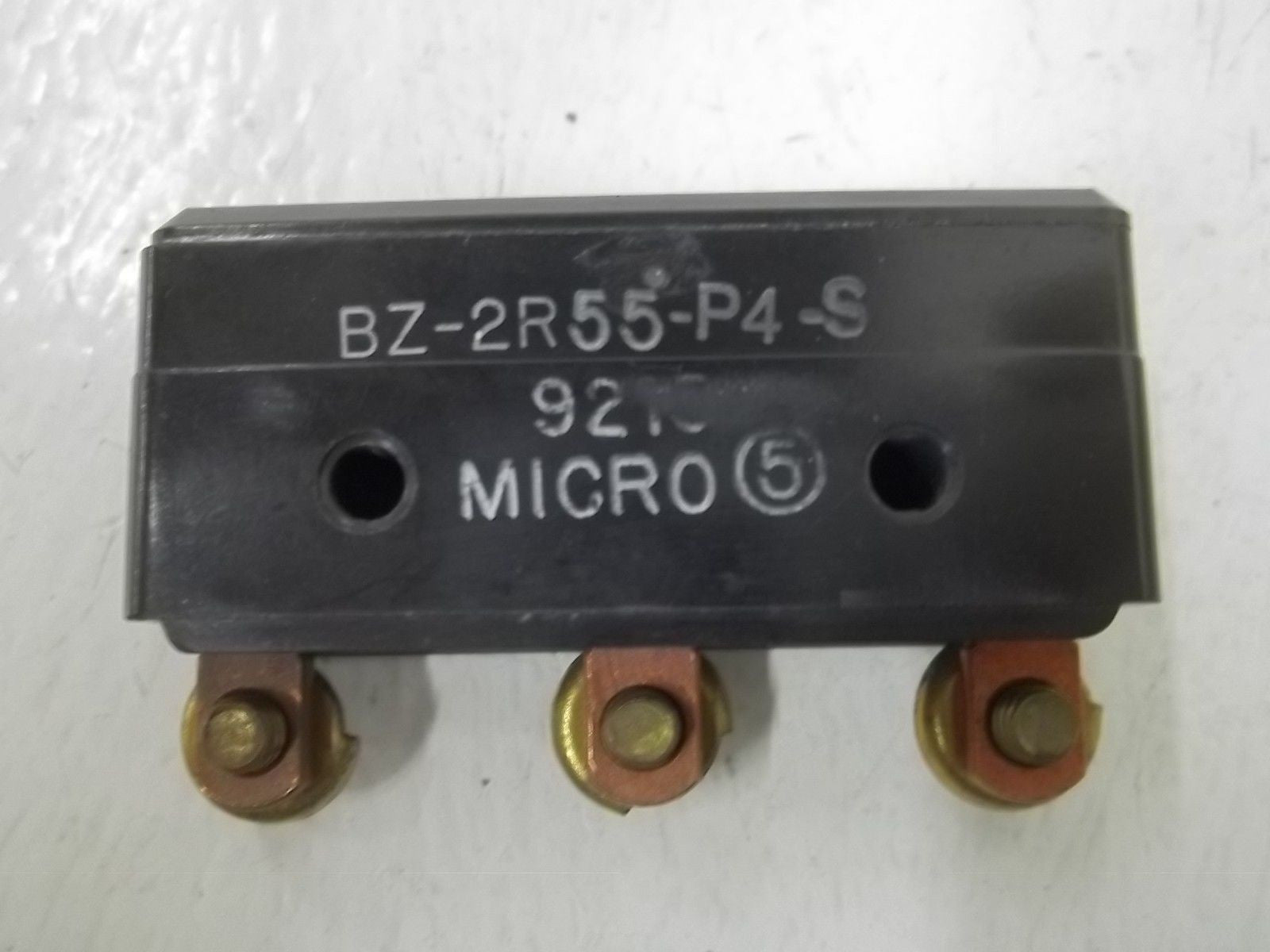 LOT OF 3 MICROSWITCH BZ-2R55-P4-S LIMIT SWITCH *USED*
