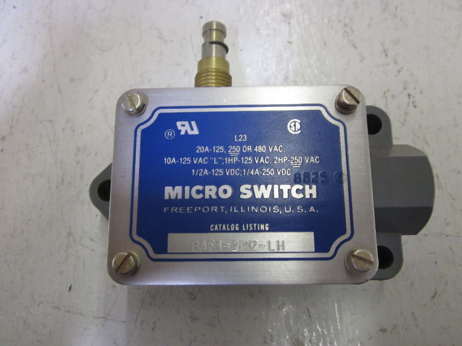 MICROSWITCH BAF1-2RN2-LH LIMIT SWITCH (GREY)(AS PICTURED) *NEW NO BOX*