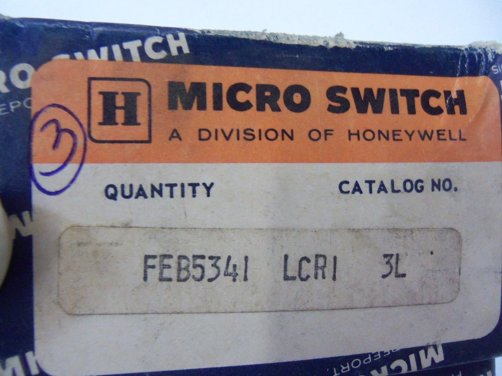 LOT OF 3 MICROSWITCH LCRI *USED*
