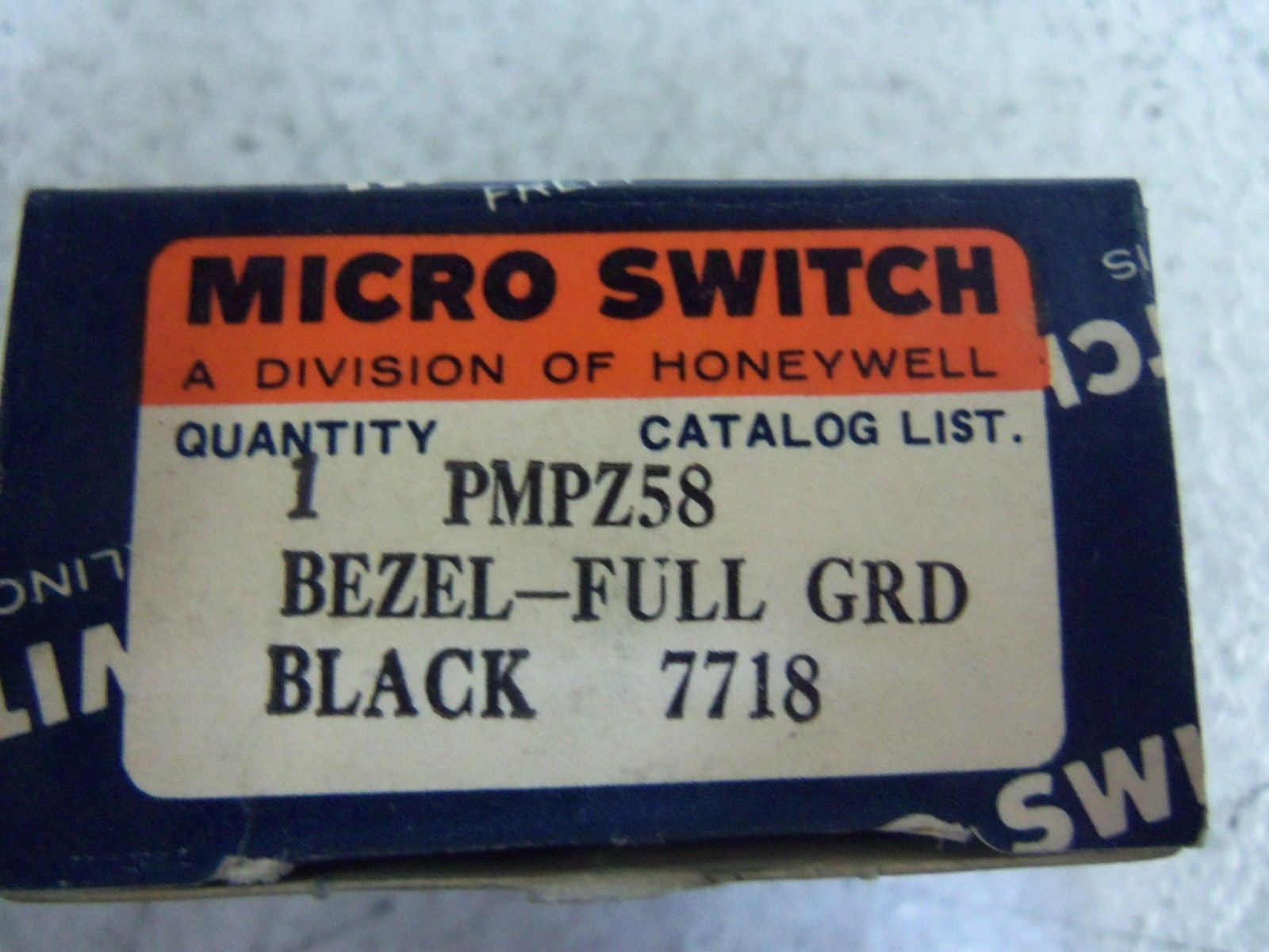 LOT OF 3 MICROSWITCH PMPZ58 *NEW*