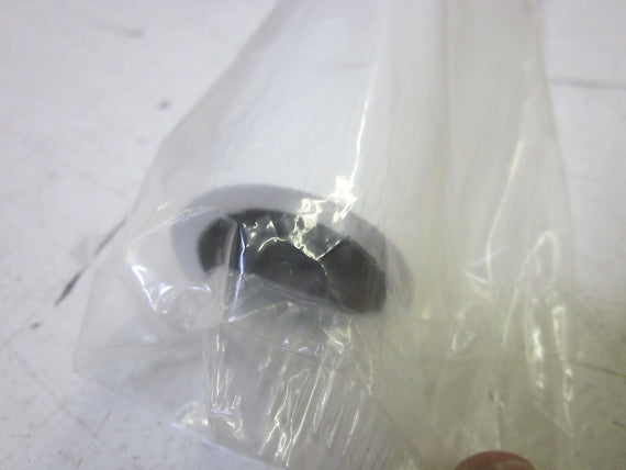 LOT OF 3 PARKER 3/100-25-SA FILTER CARTRIDGES *NEW IN BOX*