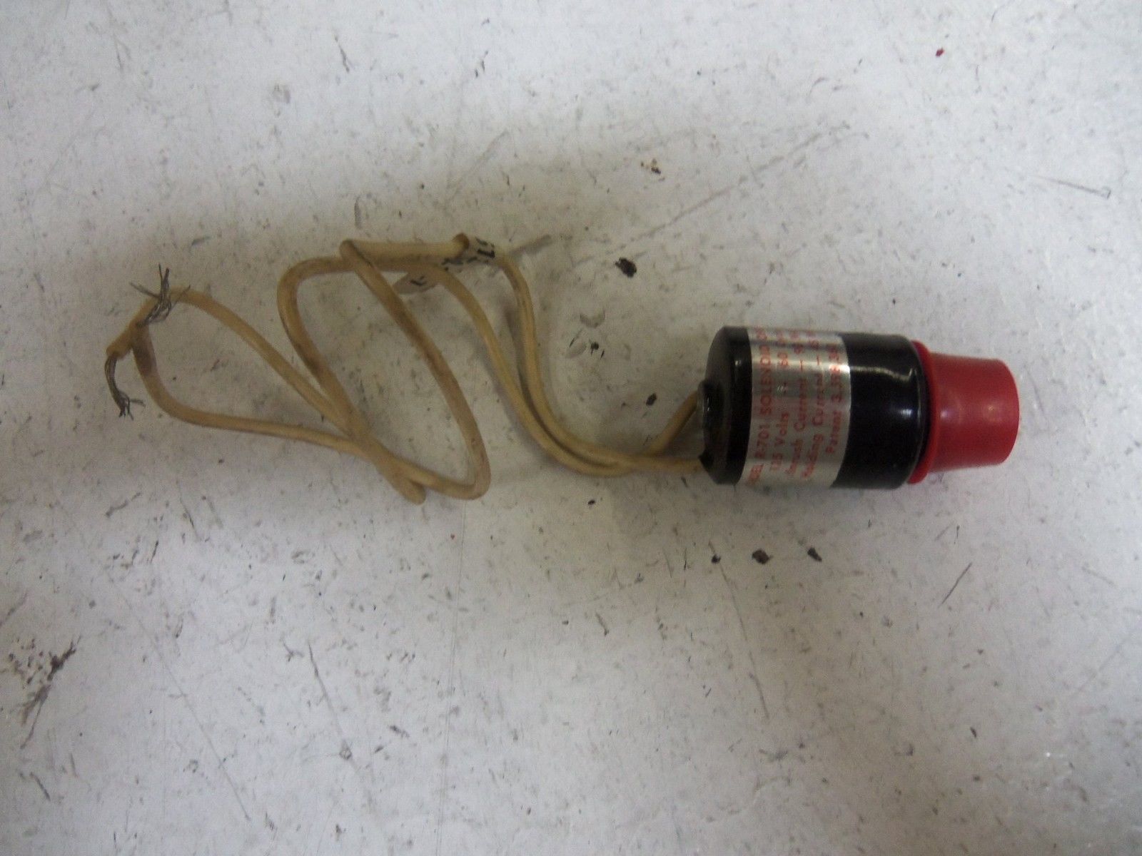 LOT OF 3 RICHDEL R-701 115V PRESSURE REGULATOR *USED*