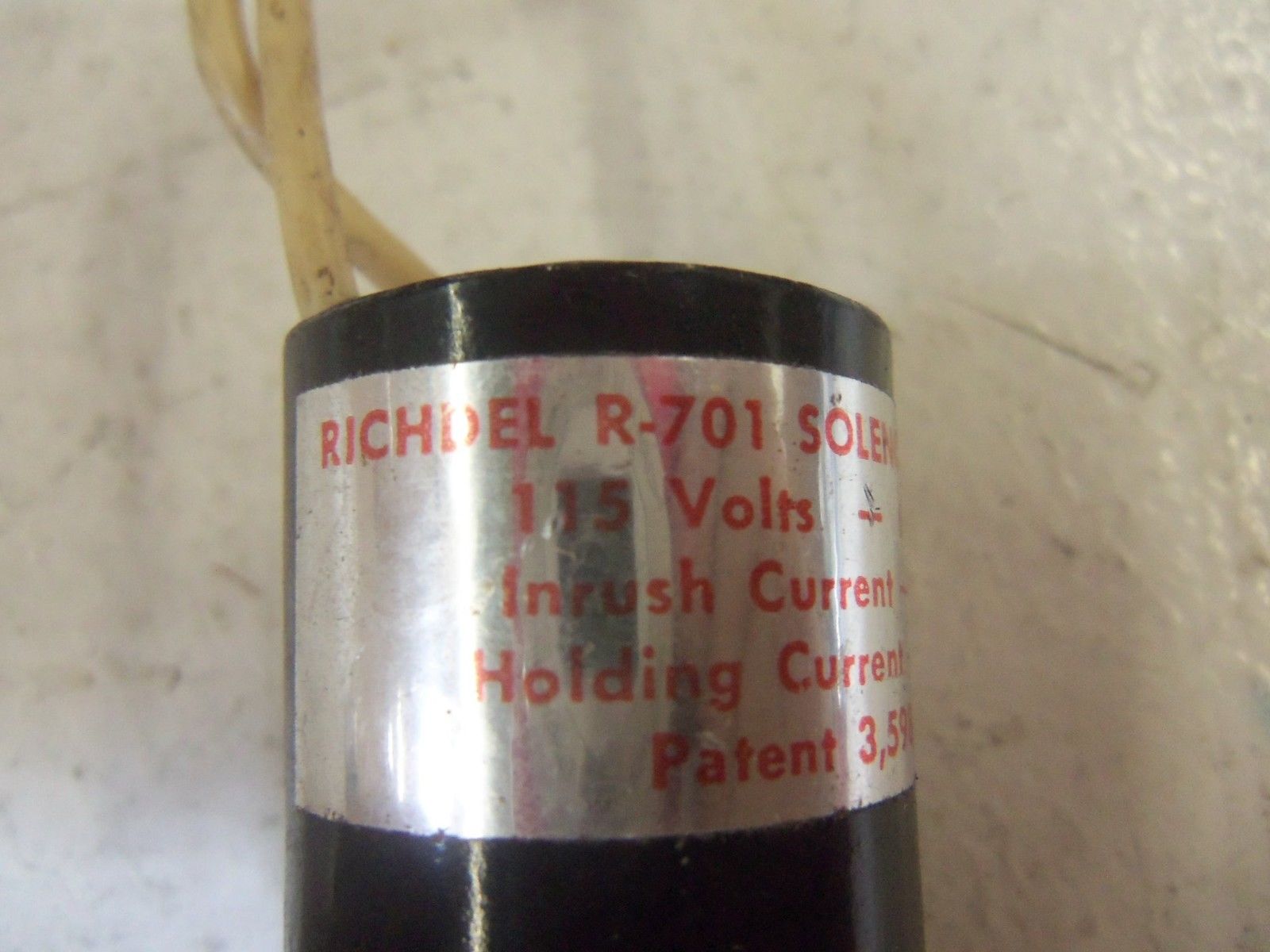 LOT OF 3 RICHDEL R-701 115V PRESSURE REGULATOR *USED*