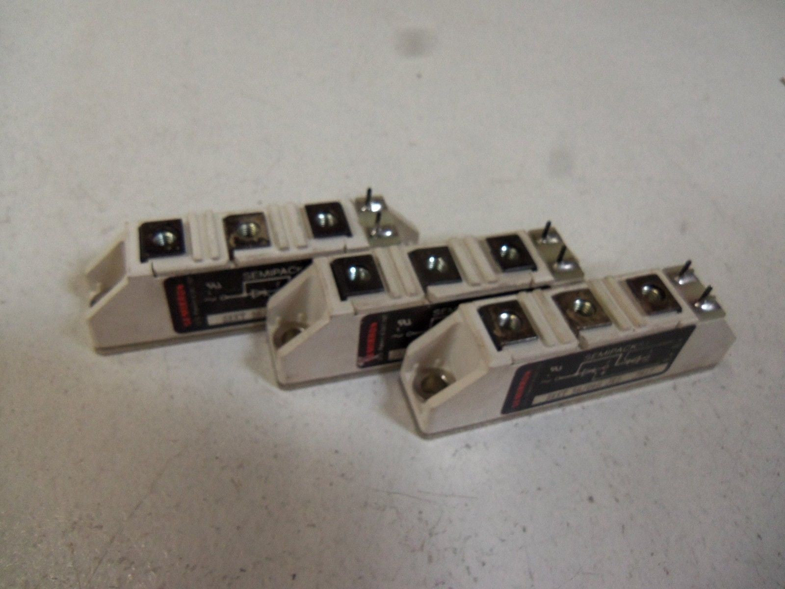 LOT OF 3 SEMIKRON THYRISTOR POWER BLOCK SKKT56 / 06GJK2 *USED*