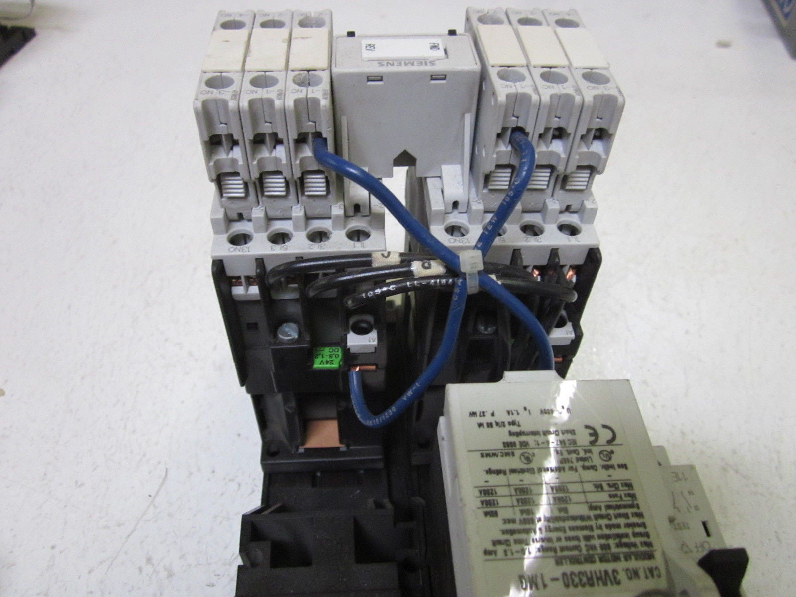 SIEMENS CRL0F3022 24V MOTOR STARTER/CONTROLLER *NEW NO BOX*