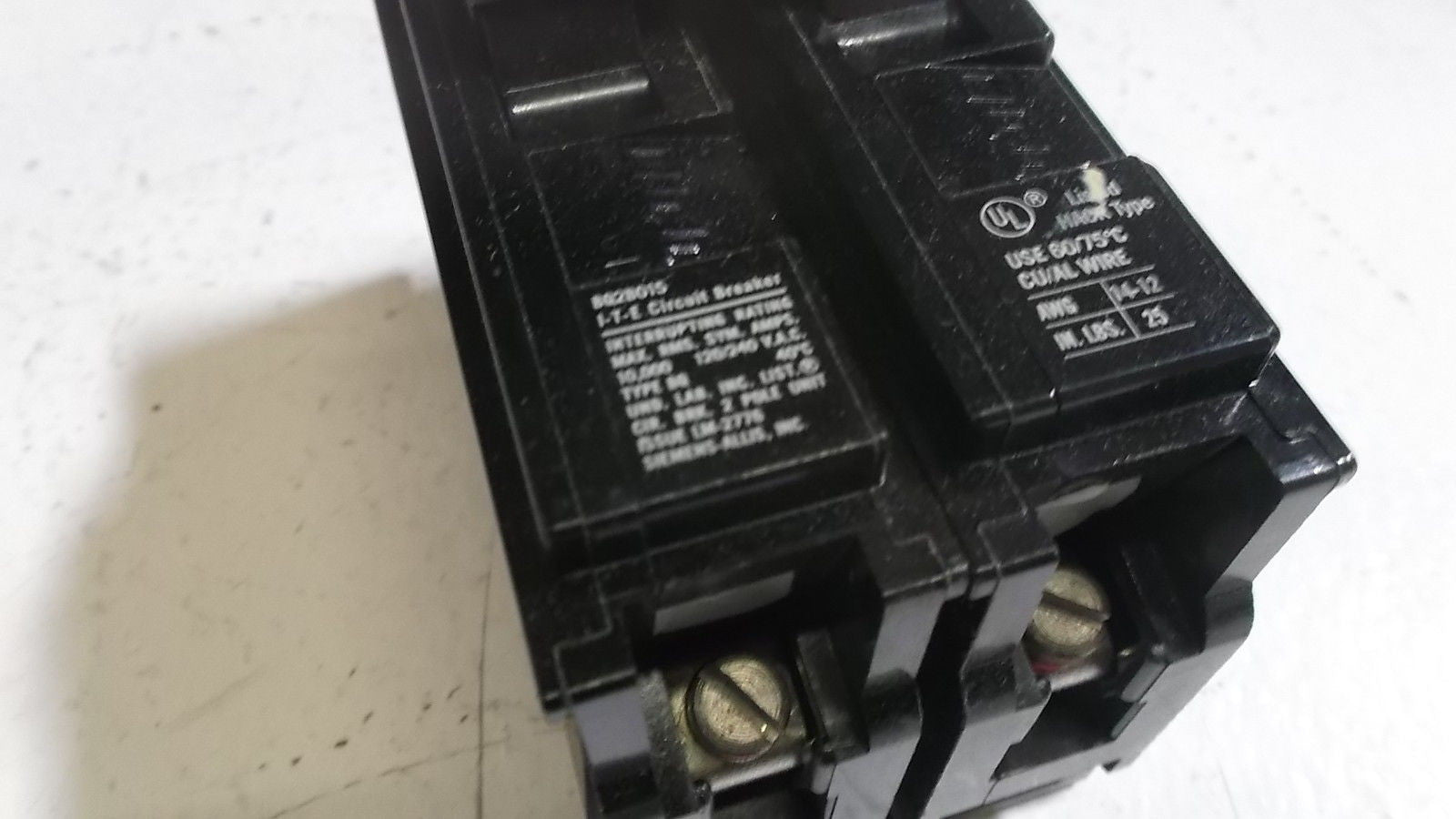 SIEMENS BQ2B015 CIRCUIT BREAKER *NEW NO BOX*