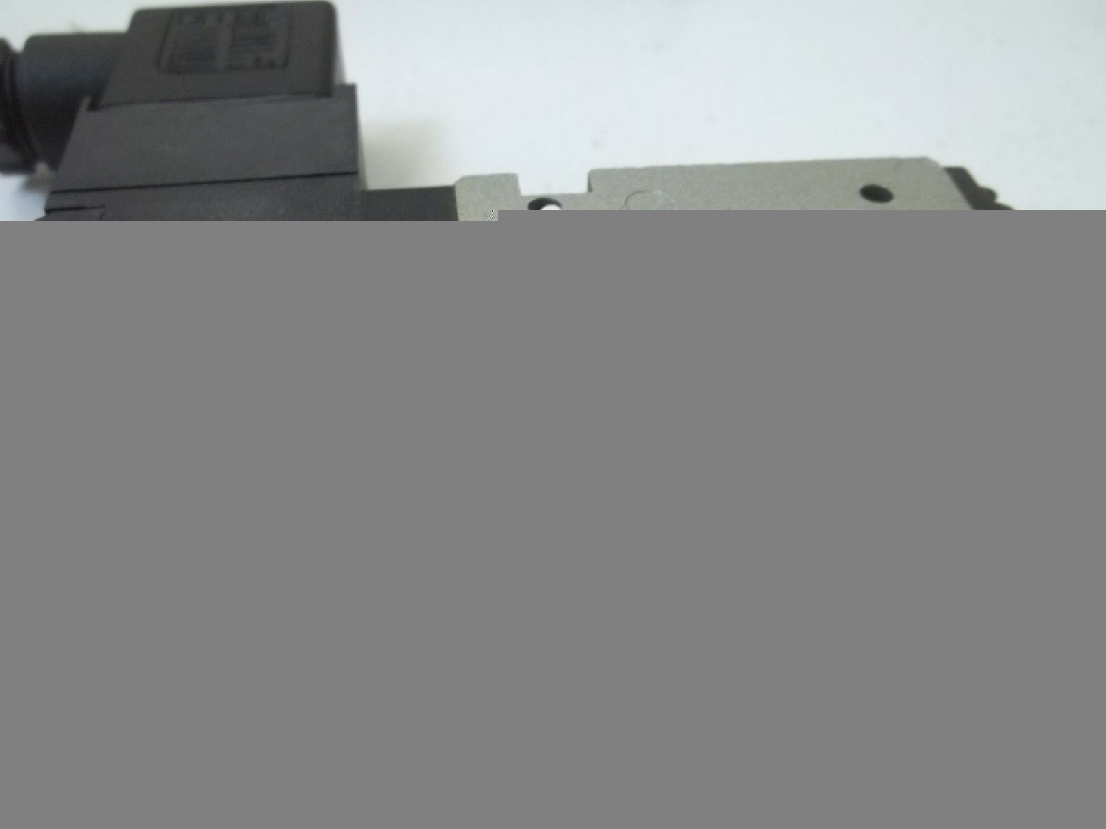 LOT OF 3 SMC VFS1130-5DZB-01 *NEW NO BOX*