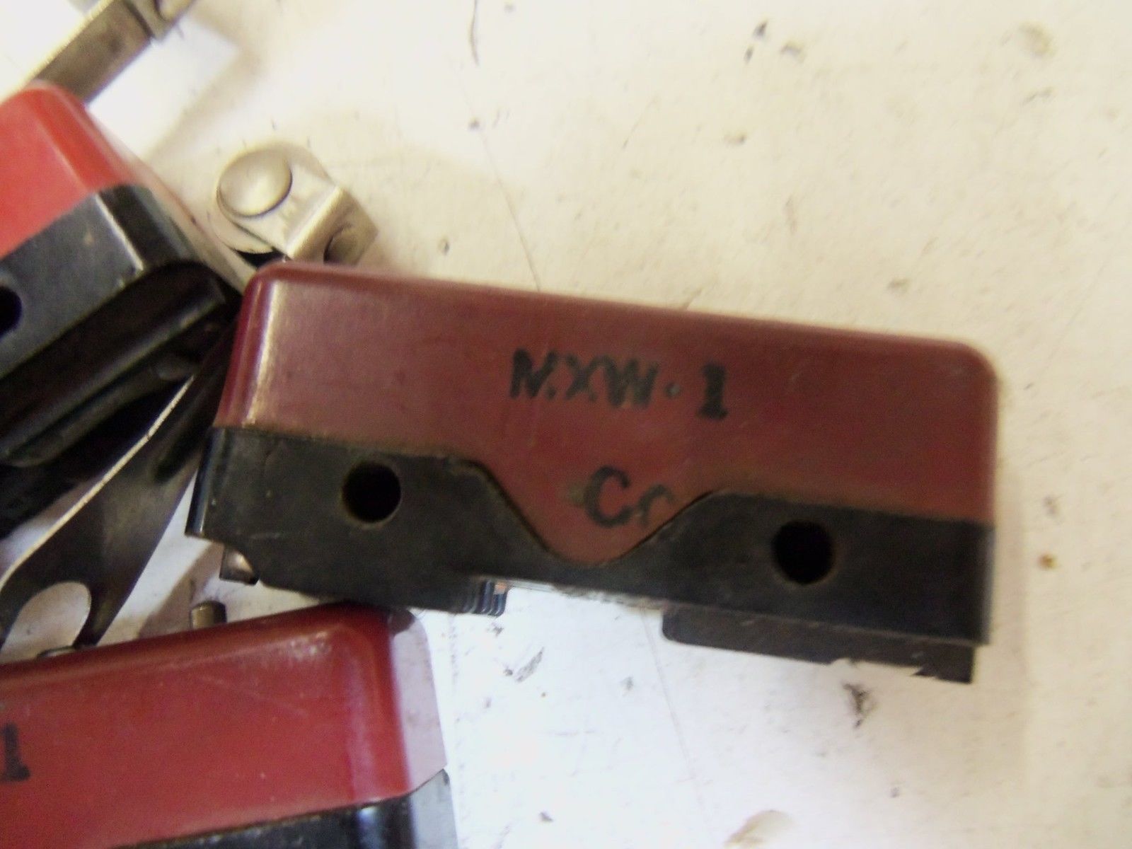 LOT OF 3 UNIMAX SWITCH MXW-1 *USED*