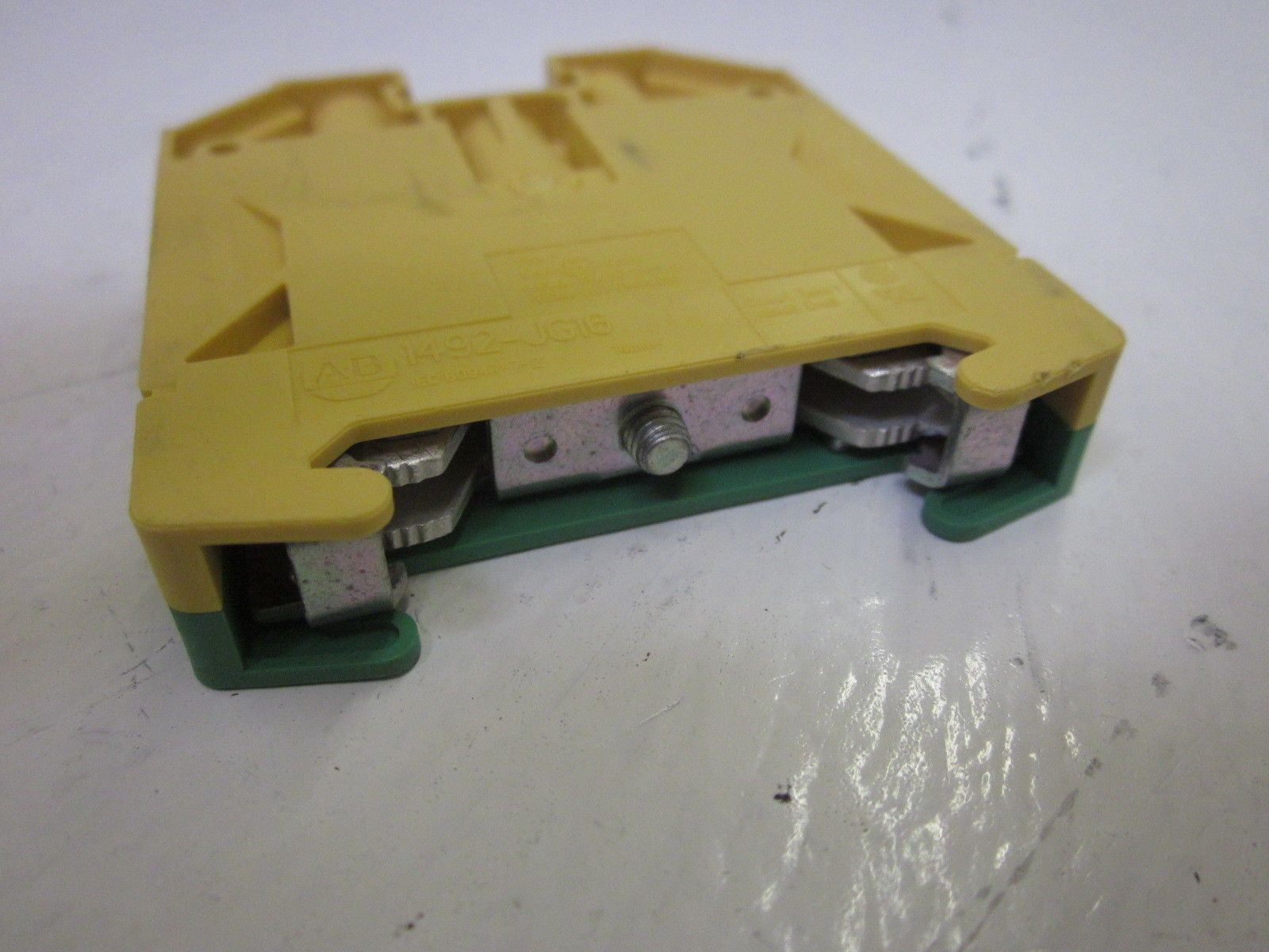 LOT OF 44 ALLEN BRADLEY 1492-JG16 *NEW NO BOX*
