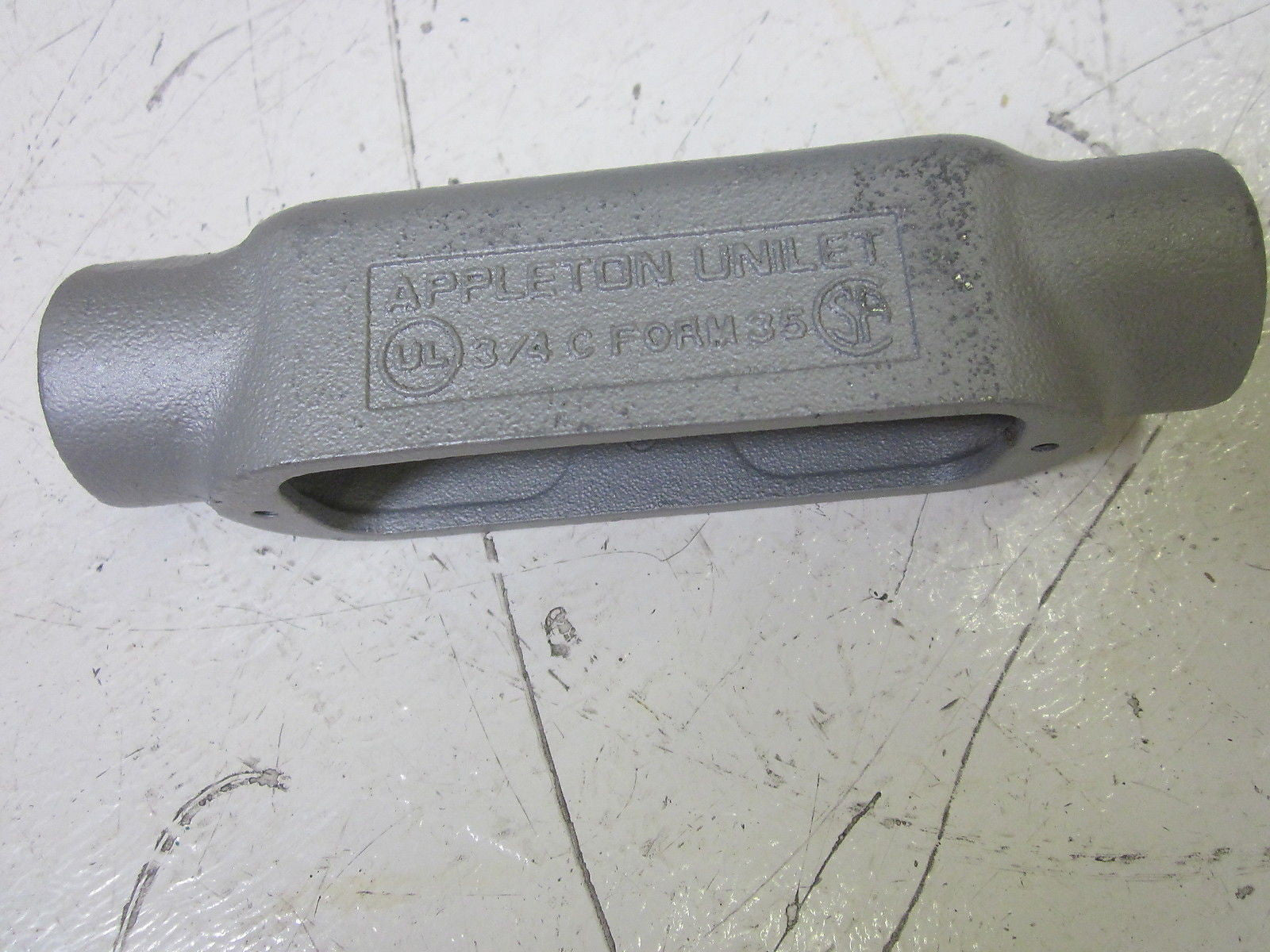 LOT OF 4 APPLETON C75-M MALL IRON FORM 35 UNILET 3/4" *NEW IN BOX*