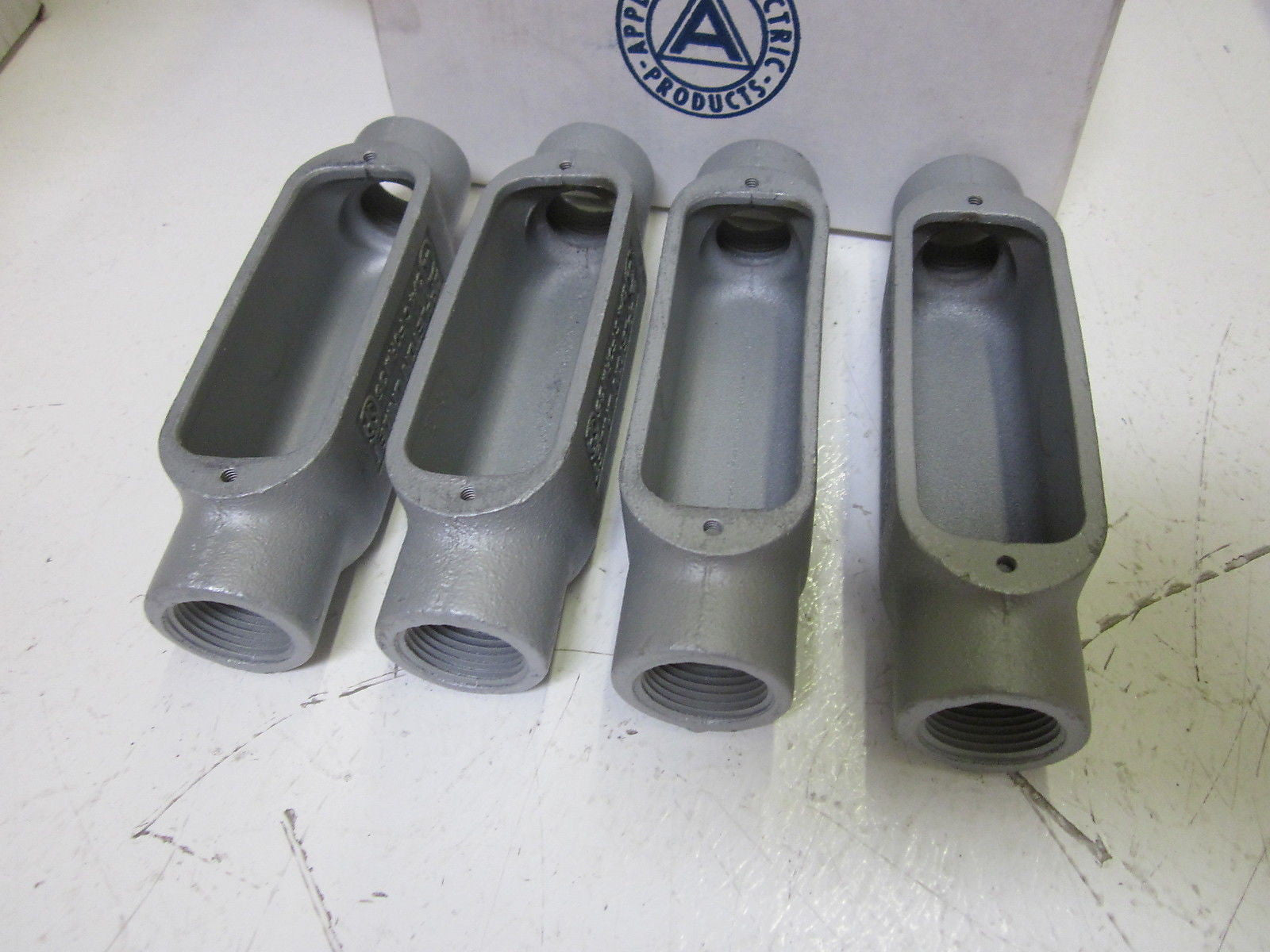 LOT OF 4 APPLETON C75-M MALL IRON FORM 35 UNILET 3/4" *NEW IN BOX*
