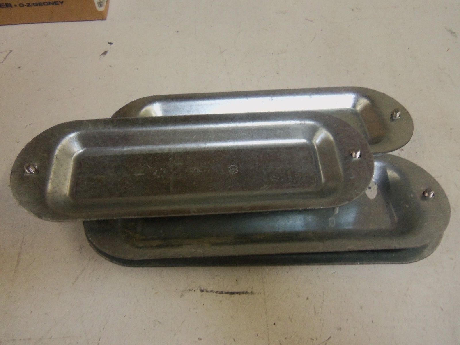 LOT OF 4 APPLETON K200 CONDUIT LID *NEW IN BOX*