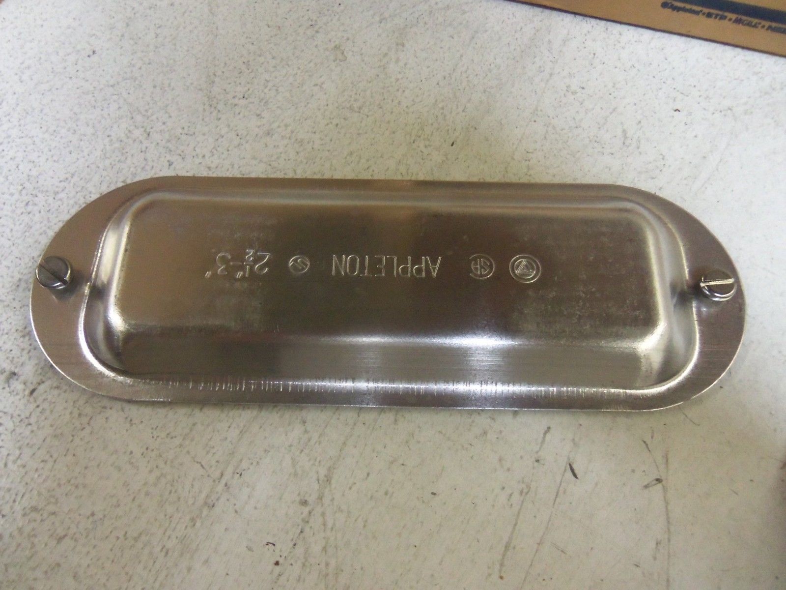 LOT OF 4 APPLETON K250-300-A CONDUIT LID *NEW IN BOX*
