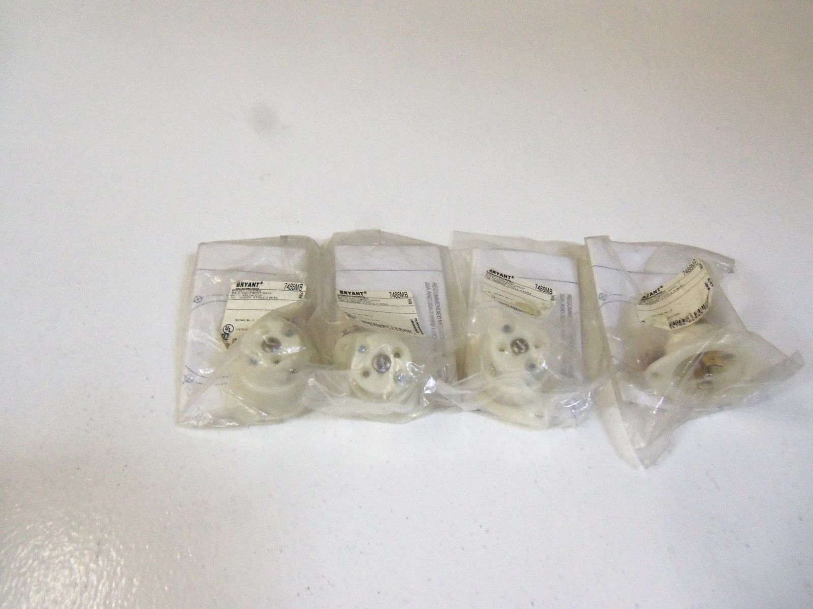 LOT OF 4 BRYANT 7486MB *NEW IN BAG*