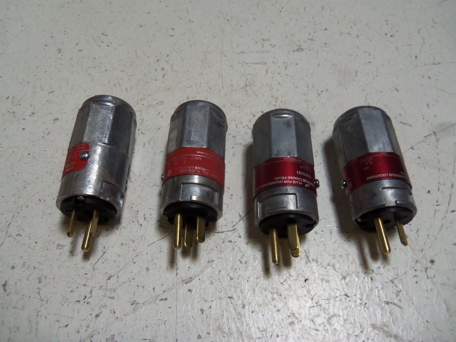 LOT OF 4 CROUSE-HINDS ENP5151 HAZARDOUS AREA PLUG *NEW IN BOX*