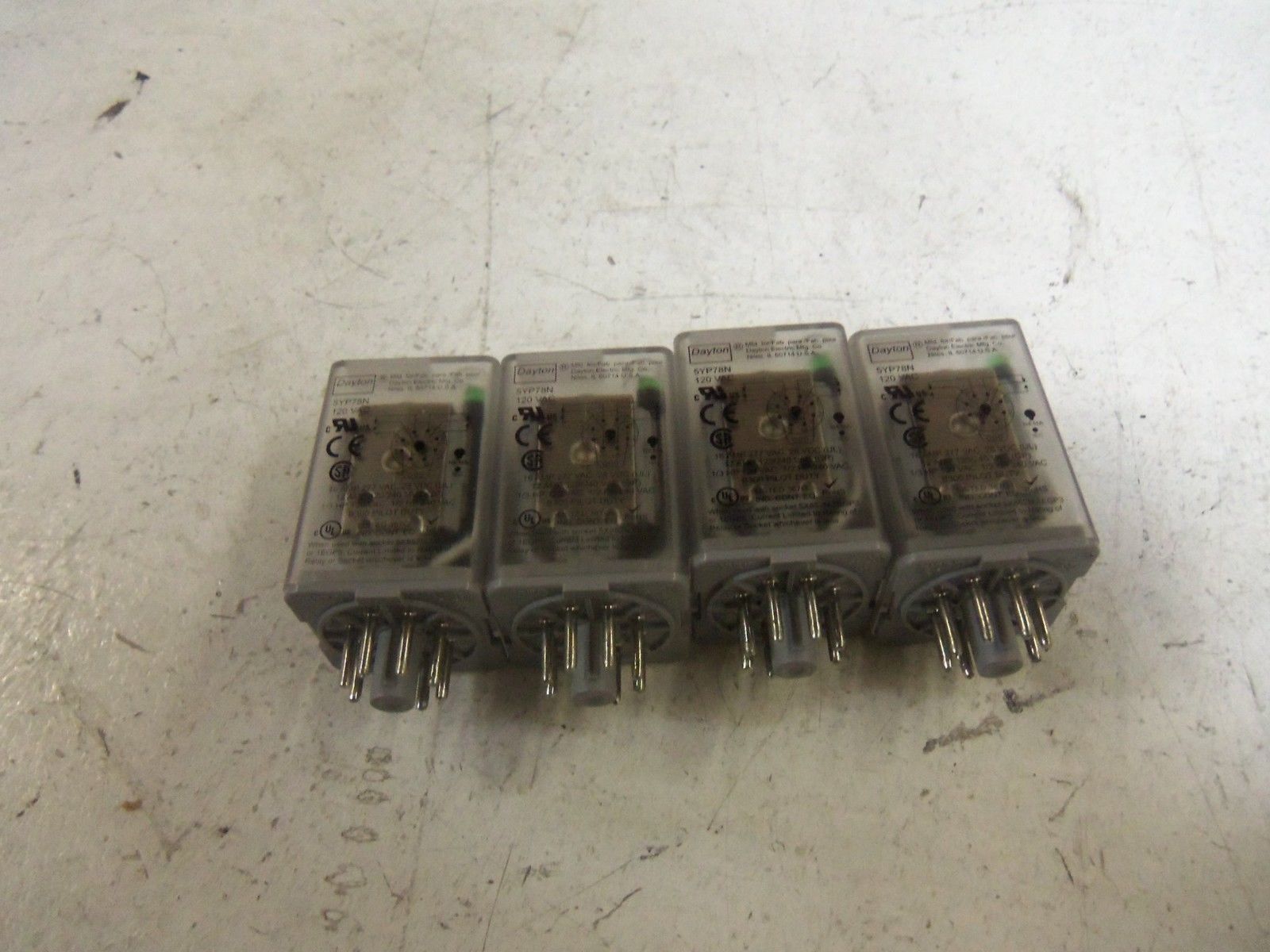 DAYTON 5YP78N RELAY 120VAC *USED*