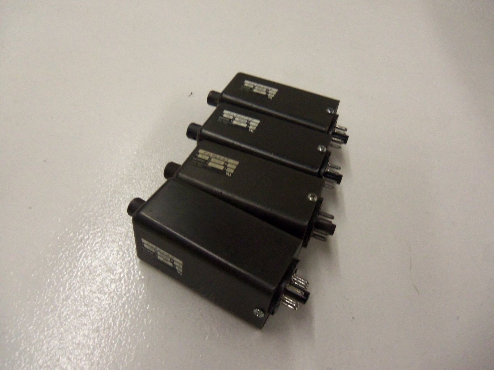 LOT OF 4 EAGLE SIGNAL CONTROLS CG925A3 *USED*