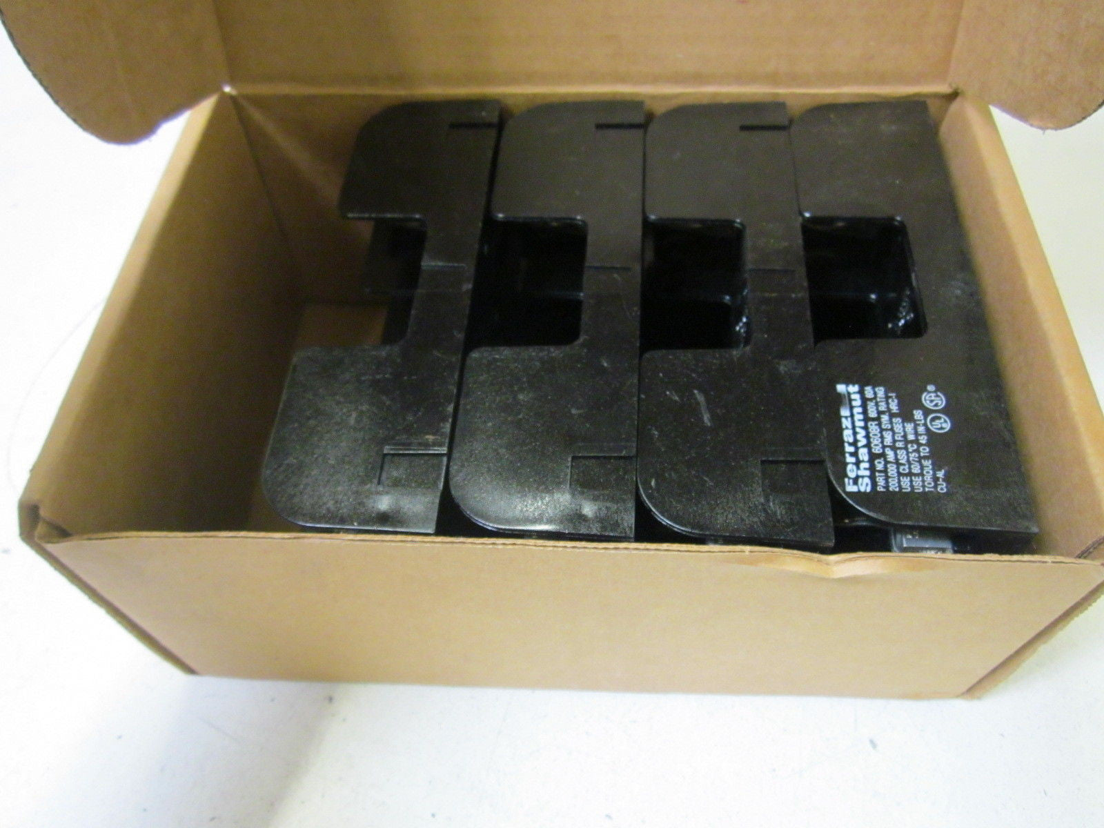 LOT OF 4 FERRAZ SHAWMUT 60608R FUSE BLOCK *NEW IN BOX*