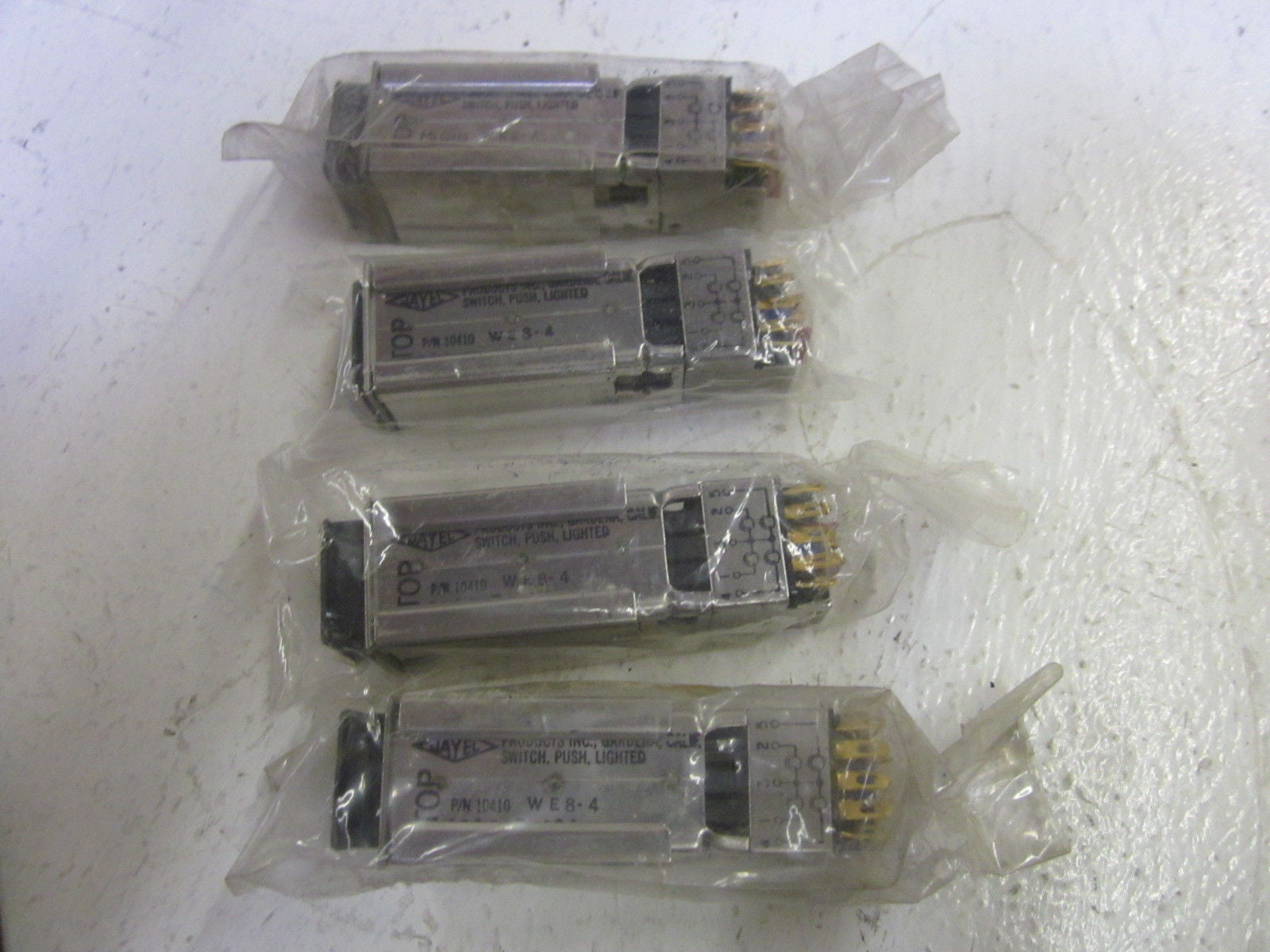 LOT OF 4 JAYEL 10410 PUSHBUTTON MOMENTARY 20MM PANEL MOUNT *NEW NO BOX*