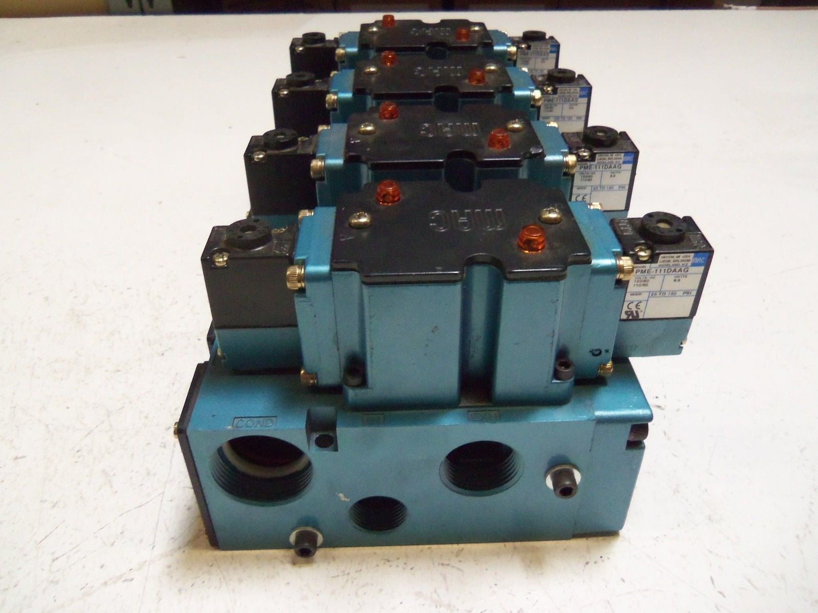 LOT OF 4 MAC 6523B-211-PM-111DA VALVE ASSEMBLY *USED*