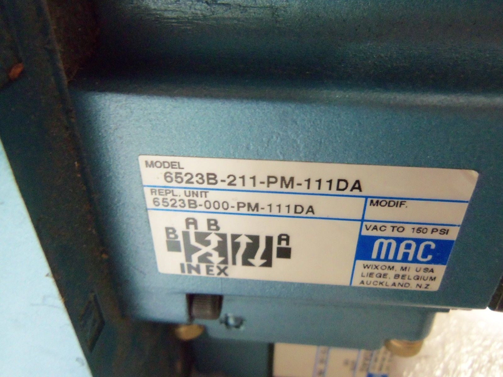 LOT OF 4 MAC 6523B-211-PM-111DA VALVE ASSEMBLY *USED*