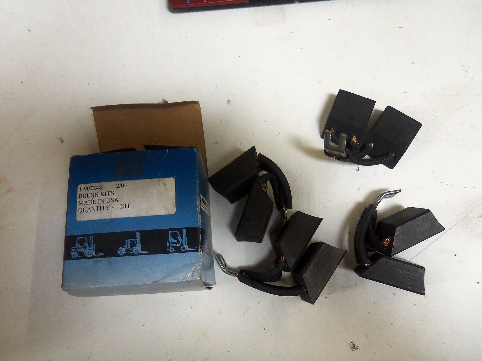 LOT OF 4 MCF 1-907248 *NEW IN BOX*