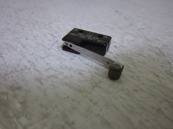 LOT OF 4 MICROSWITCH HONEYWELL LIMIT SWITCH  311SM7-T *NEW NO BOX*