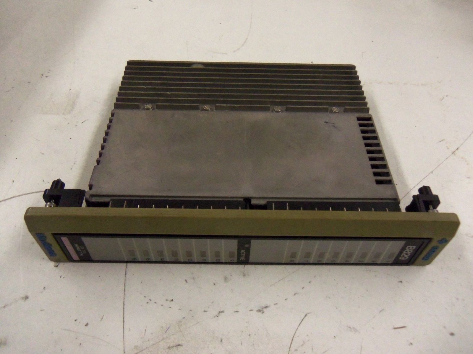 LOT OF 4 MODICON   B829 *USED*