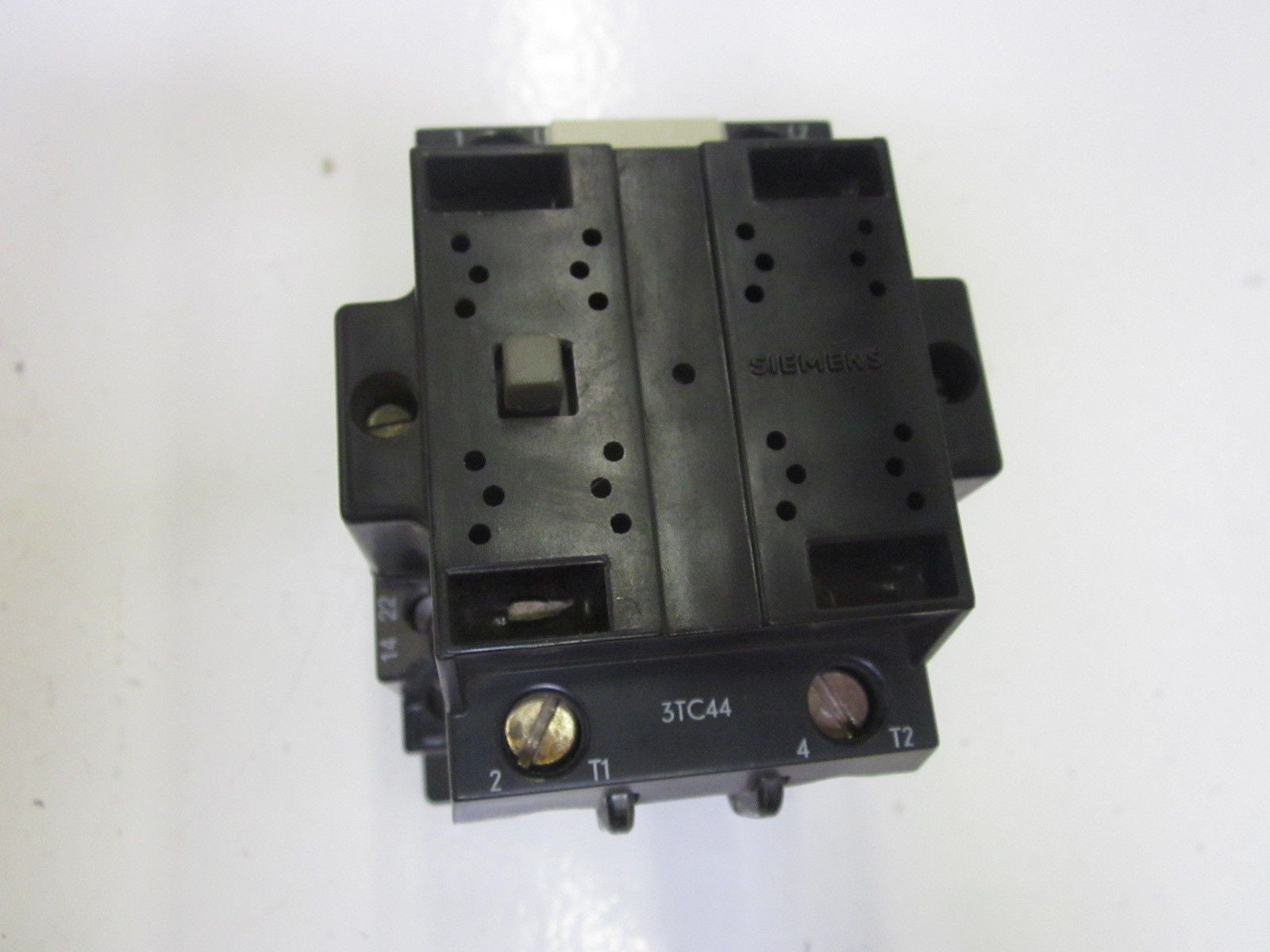 LOT OF 4 SIEMENS 3TC4417-0B *USED*