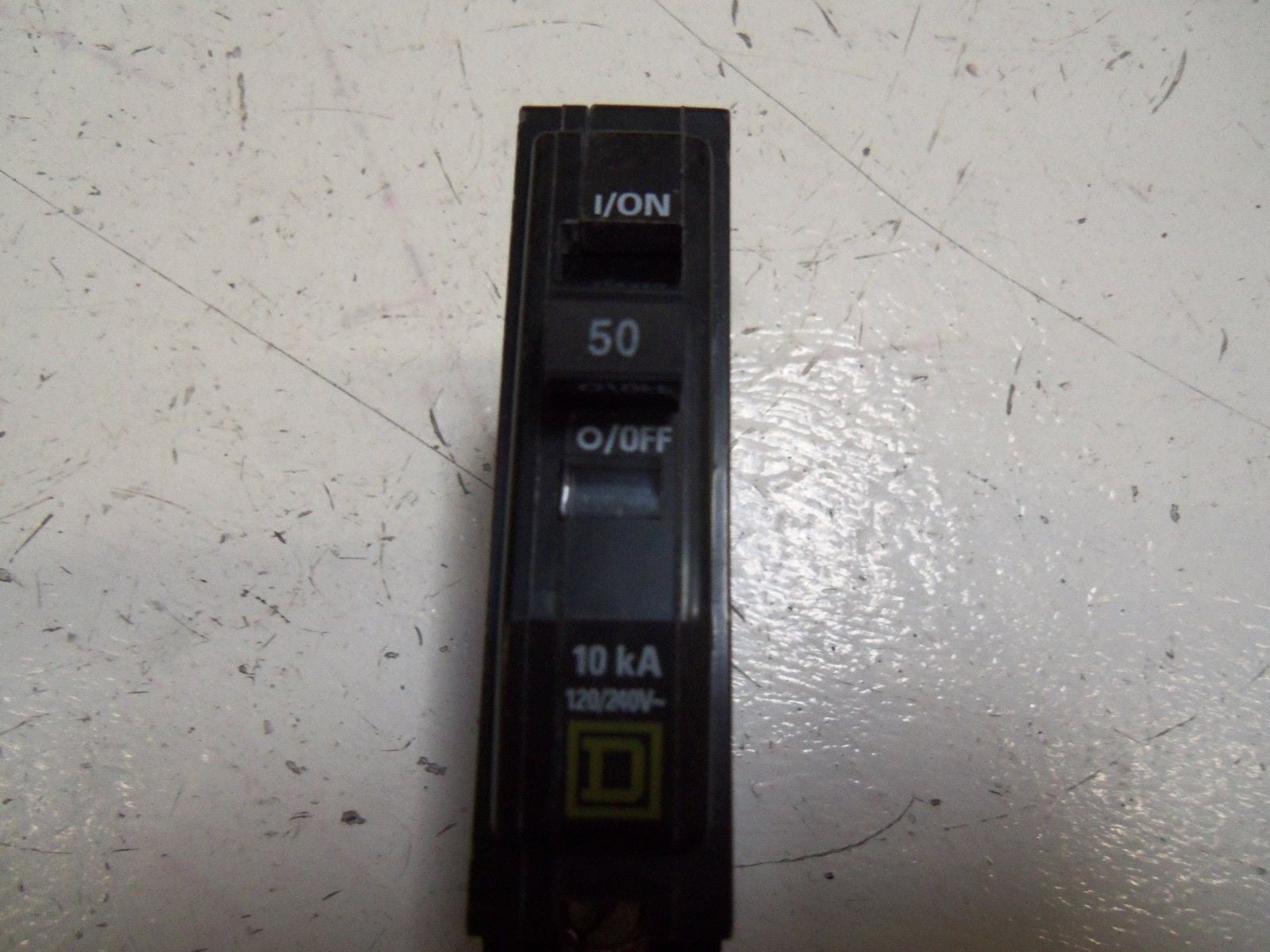 LOT OF 4 SQUARE-D QO-150 CIRCUIT BREAKER *USED*