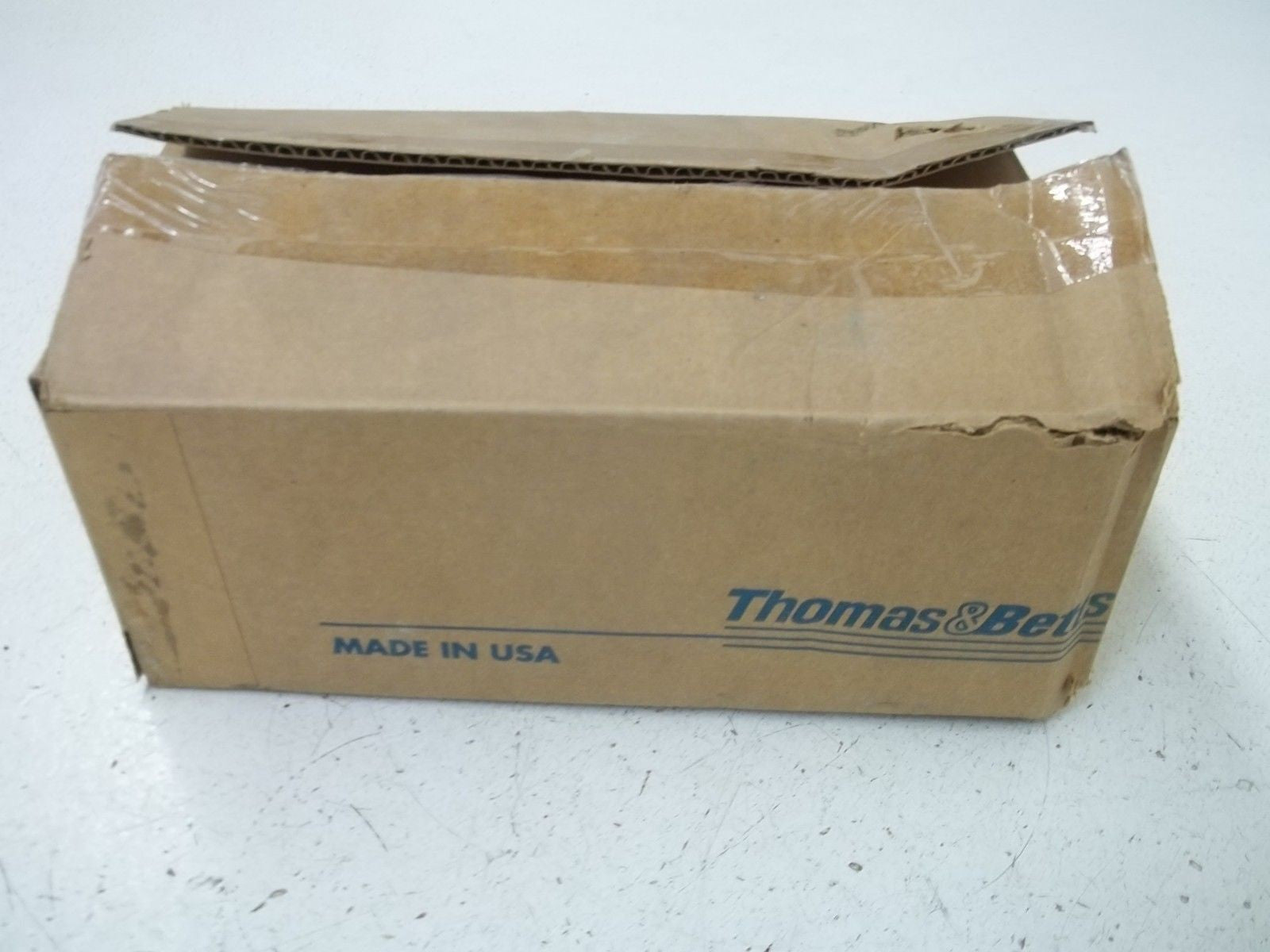 LOT OF 4 THOMAS & BETTS 667-2RP 2-DUPLEX POWER PANEL *NEW IN BOX*