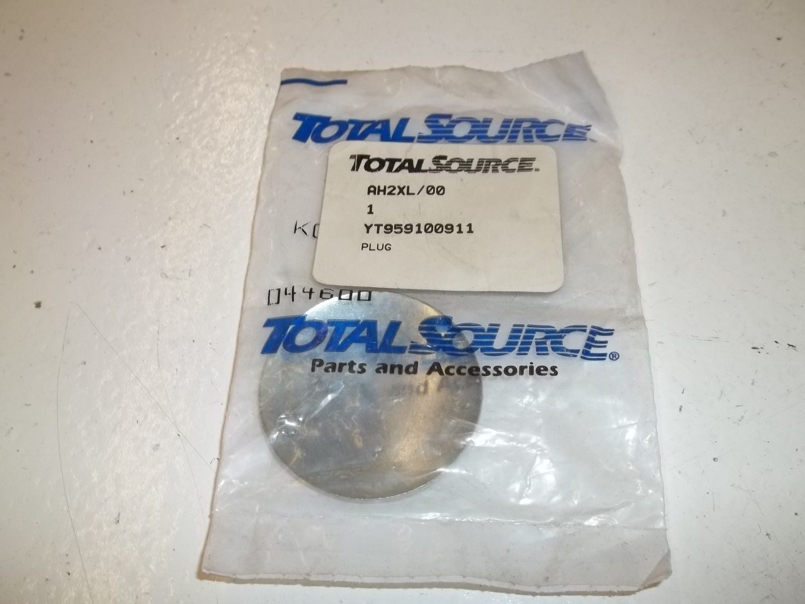 LOT OF 4 TOTAL SOURCE AH2XL/00 *NEW IN A FACTORY BAG*