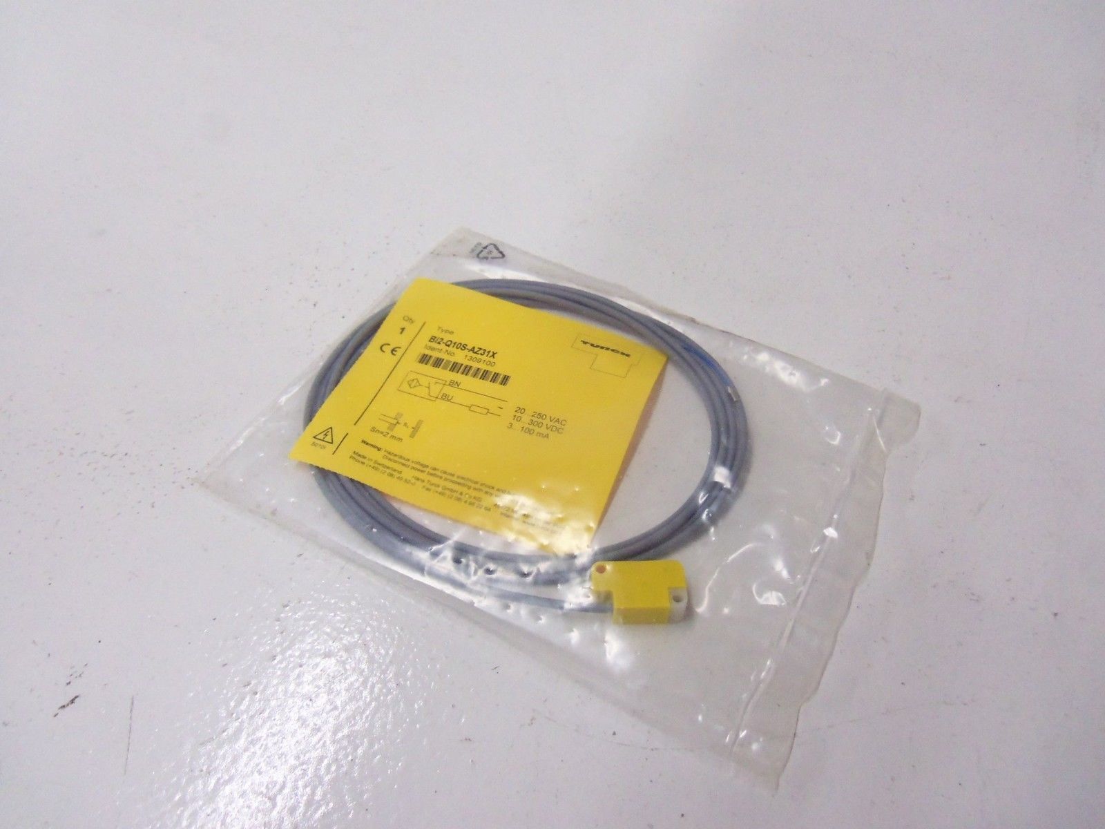 LOT OF 4 TURCK Bi2-Q10S-AZ31X *NEW IN BAG*