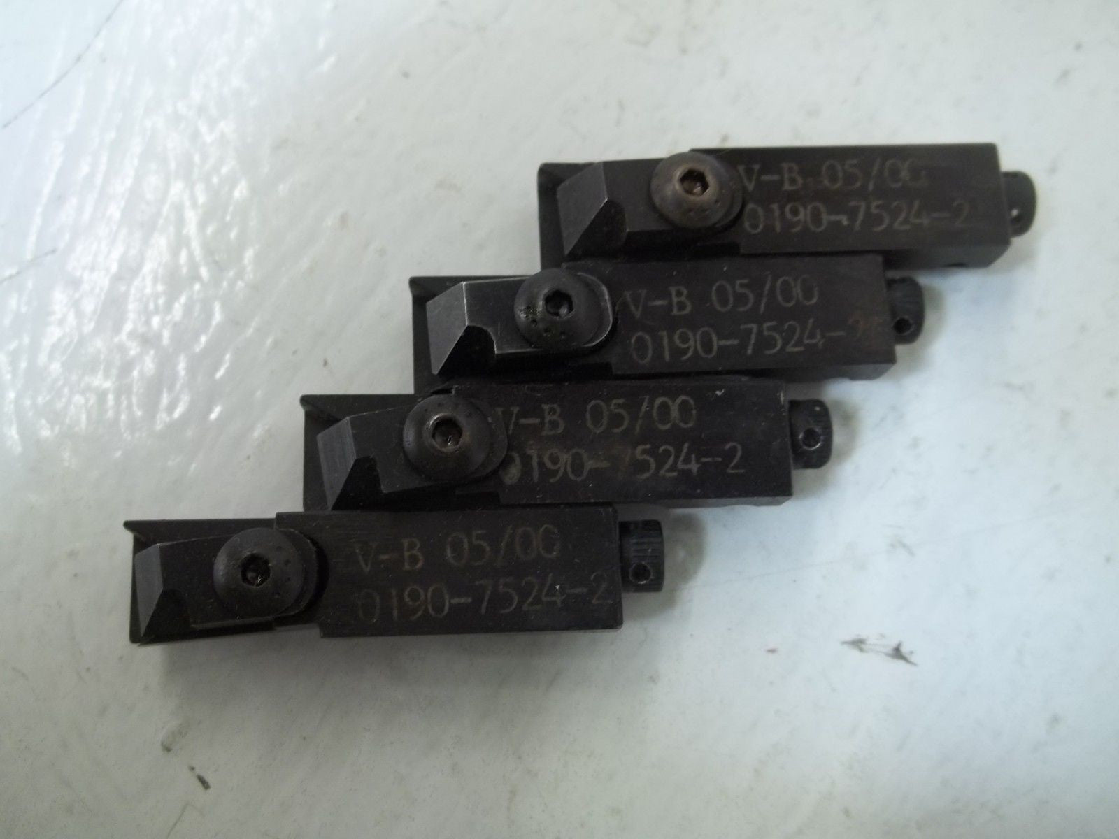 LOT OF 4 VALENITE 0190-7524-2 *USED*