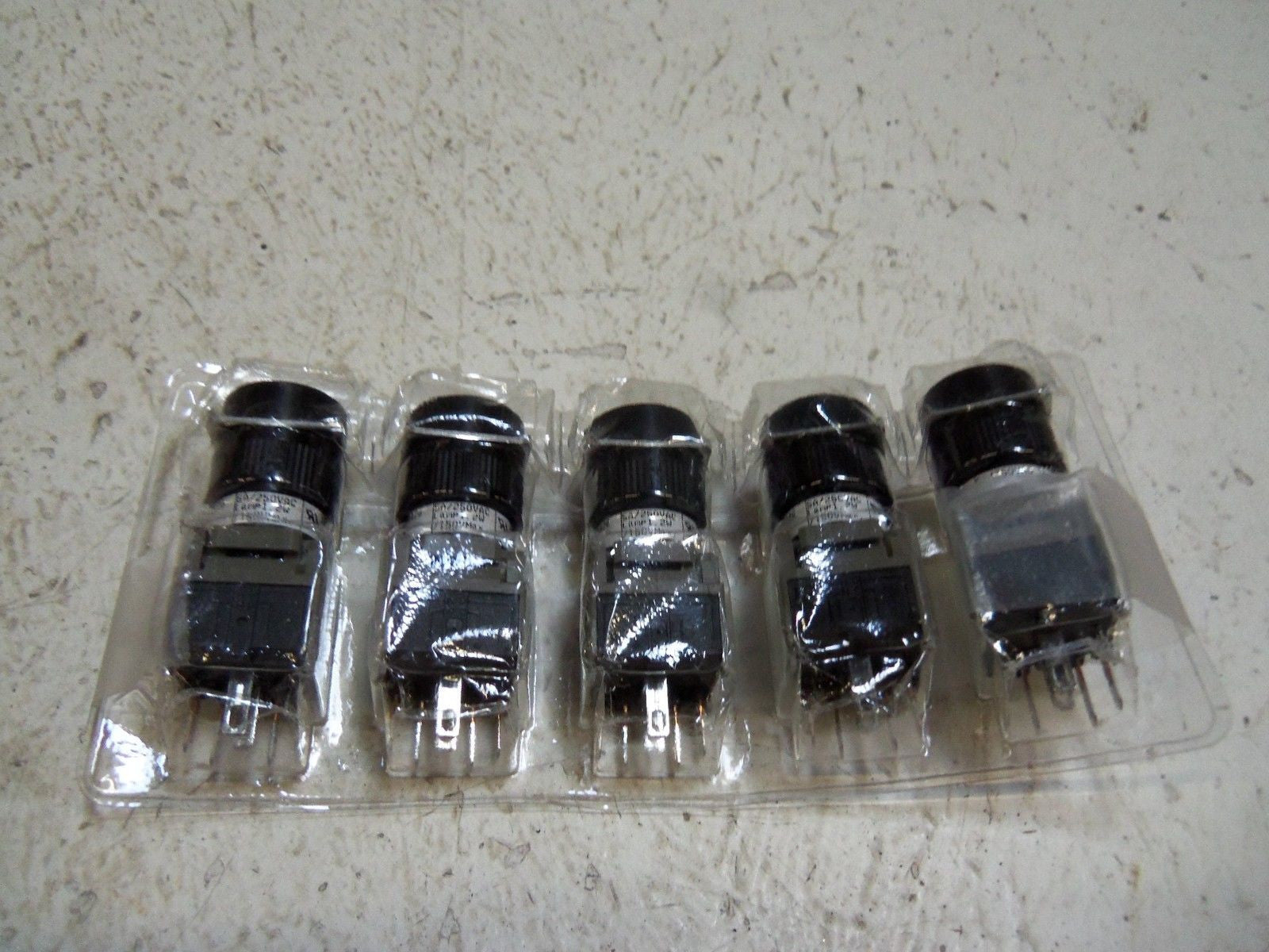 LOT OF 5 ALCOSWITCH 164EL PUSH BUTTON *NEW NO BOX*