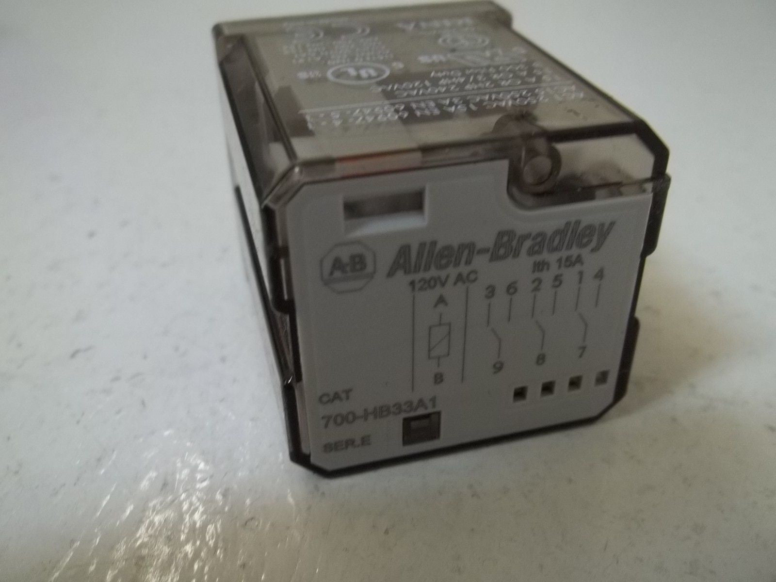 LOT OF 5 ALLEN BRADLEY 700-HB33A1 SER.E RELAY *USED*