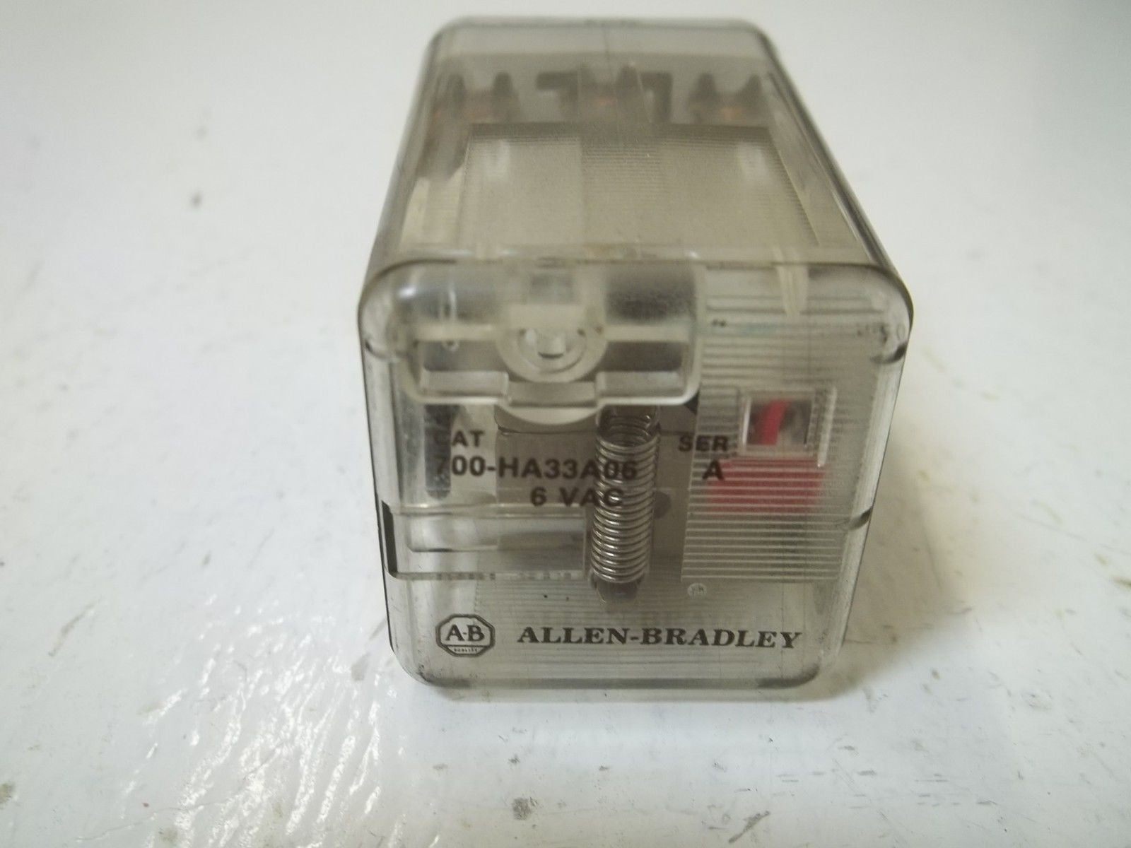 LOT OF 5 ALLEN BRADLEY 700-HA33A06 SER.A *USED*