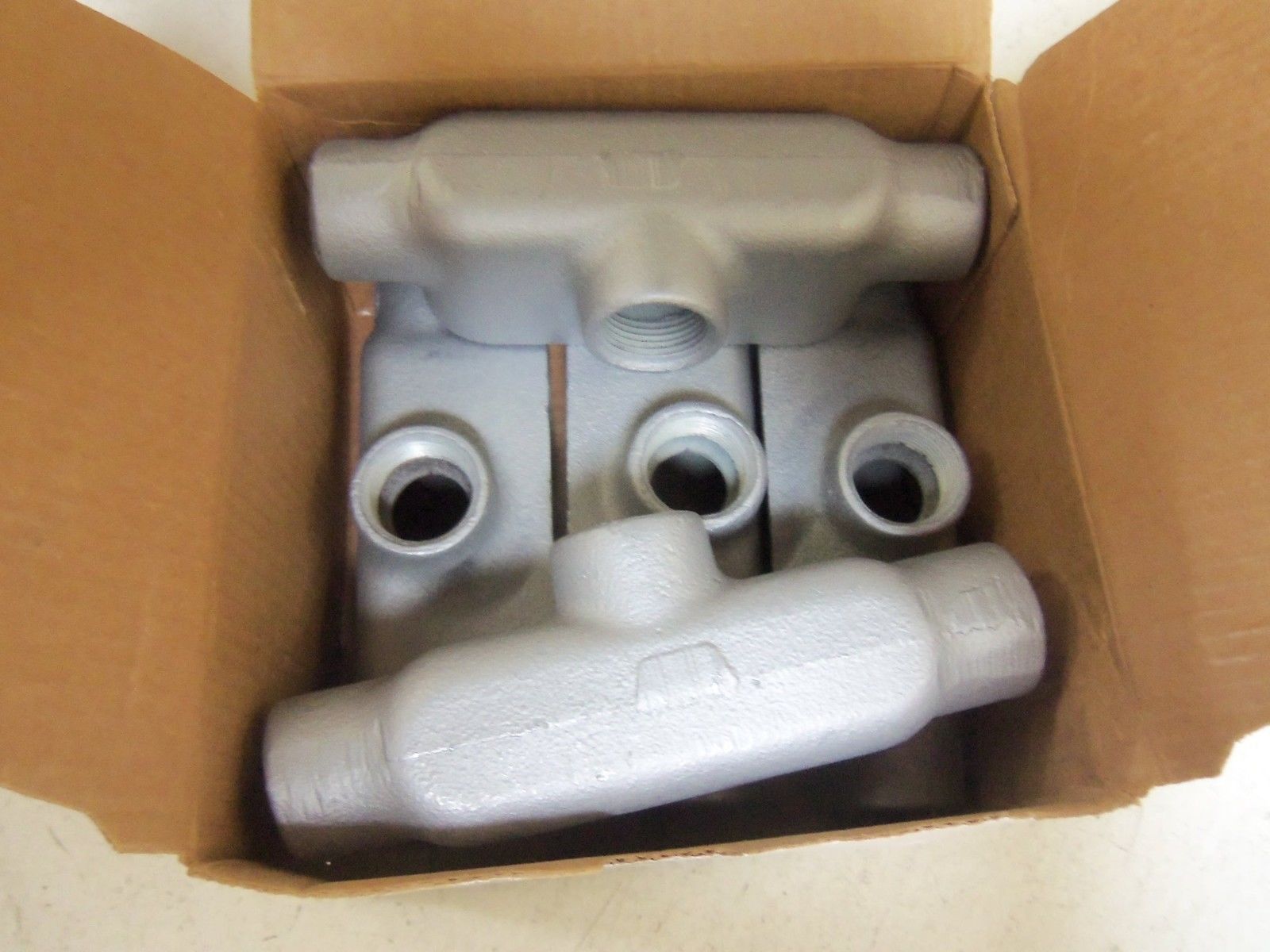 LOT OF 5 APPLETON T75-M CONDUIT *NEW IN BOX*
