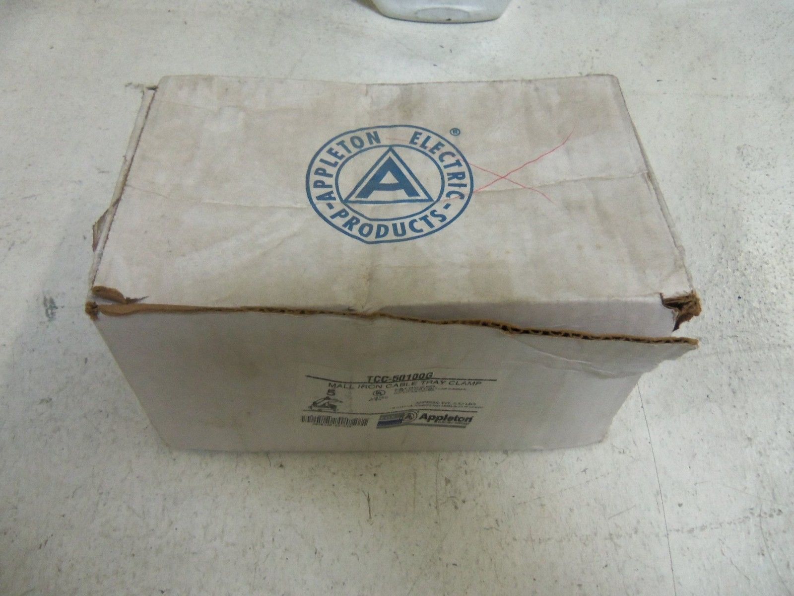 LOT OF 5 APPLETON TCC-50100G CONDUIT *NEW IN BOX*