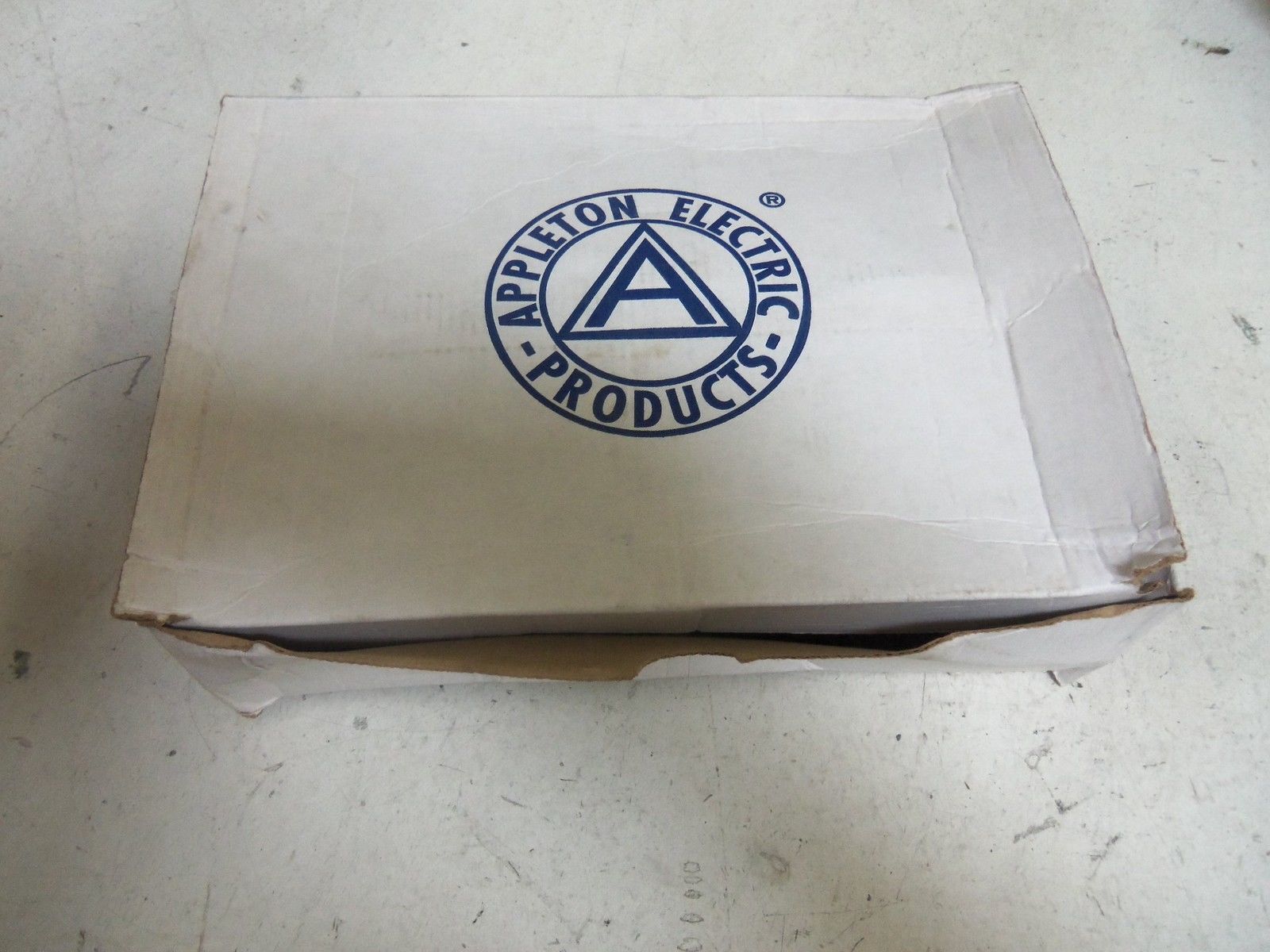 LOT OF 5 APPLETON X75-M CONDUIT *NEW IN BOX*
