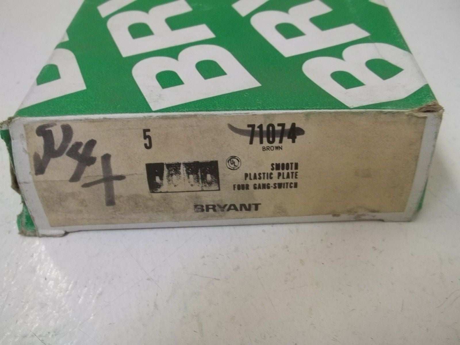 LOT OF 5 BRYANT 71074 FOUR GANG SWITCH *NEW IN BOX*