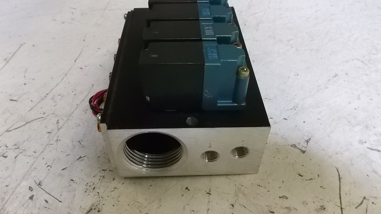 LOT OF 5 MAC 35A-B00-DAAJ-1FM SOLENOID VALVE *USED*