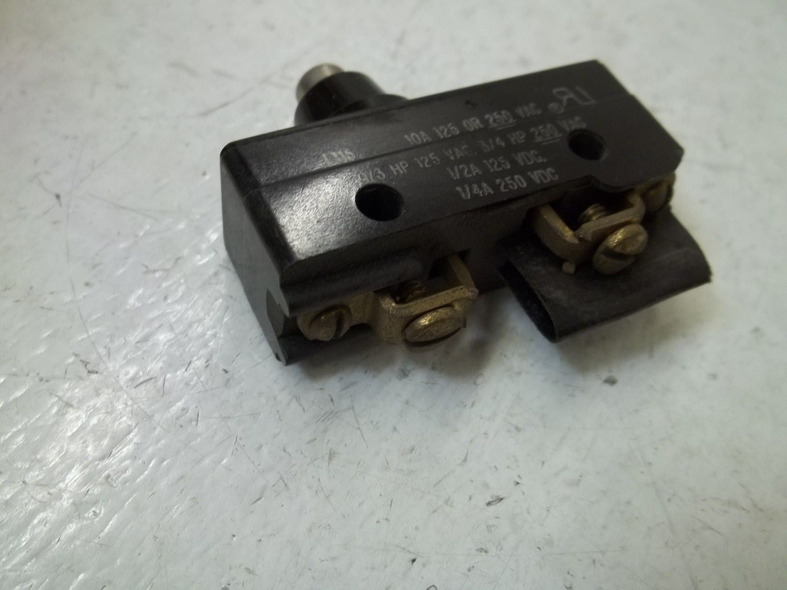 LOT OF 5 MICROSWITCH 6BS1-B LIMIT SWITCH *USED*