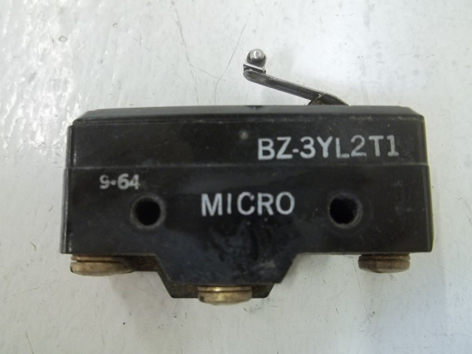 LOT OF 5 MICROSWITCH BZ-3YL2T1 LIMIT SWITCH *USED*