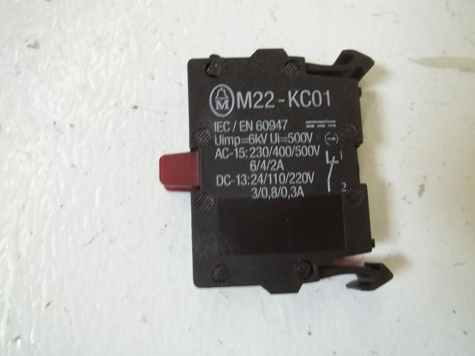 KLOCKNER MOELLER M22-KC01 CONTACT BLOCK *USED*