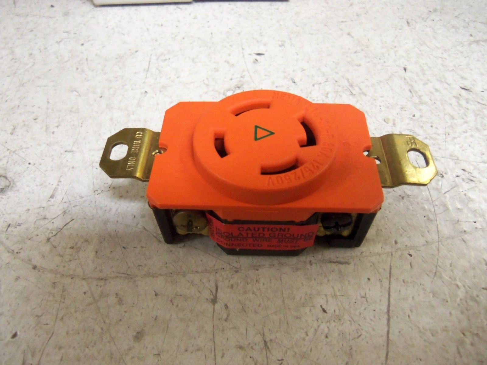 LOT OF 5 PASS & SEYMOUR IGL1430-R ISOLATED GROUND RECEPTACLE *NEW IN BOX*