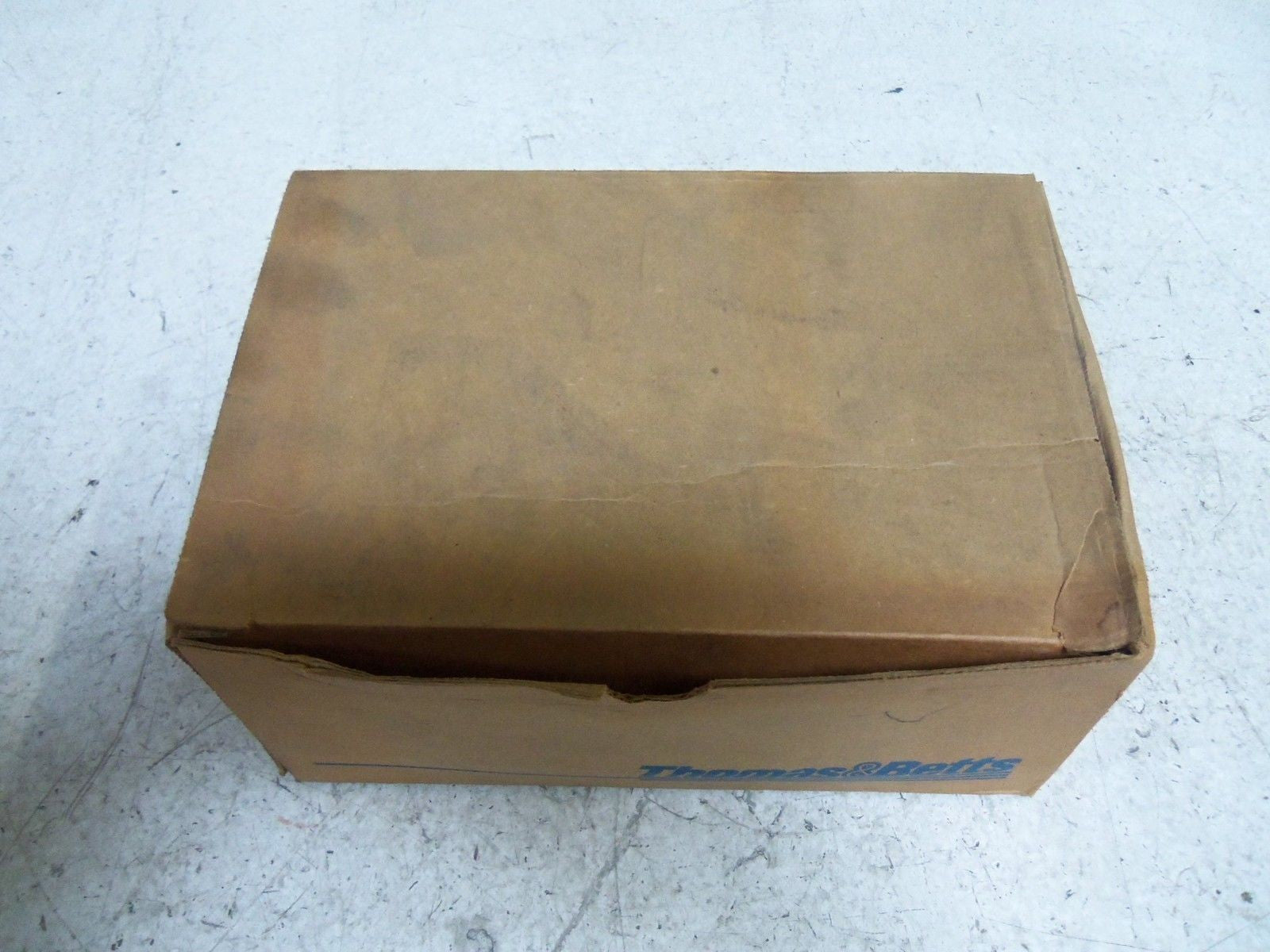 LOT OF 5 THOMAS & BETTS 5255 CONDUIT *NEW IN BOX*