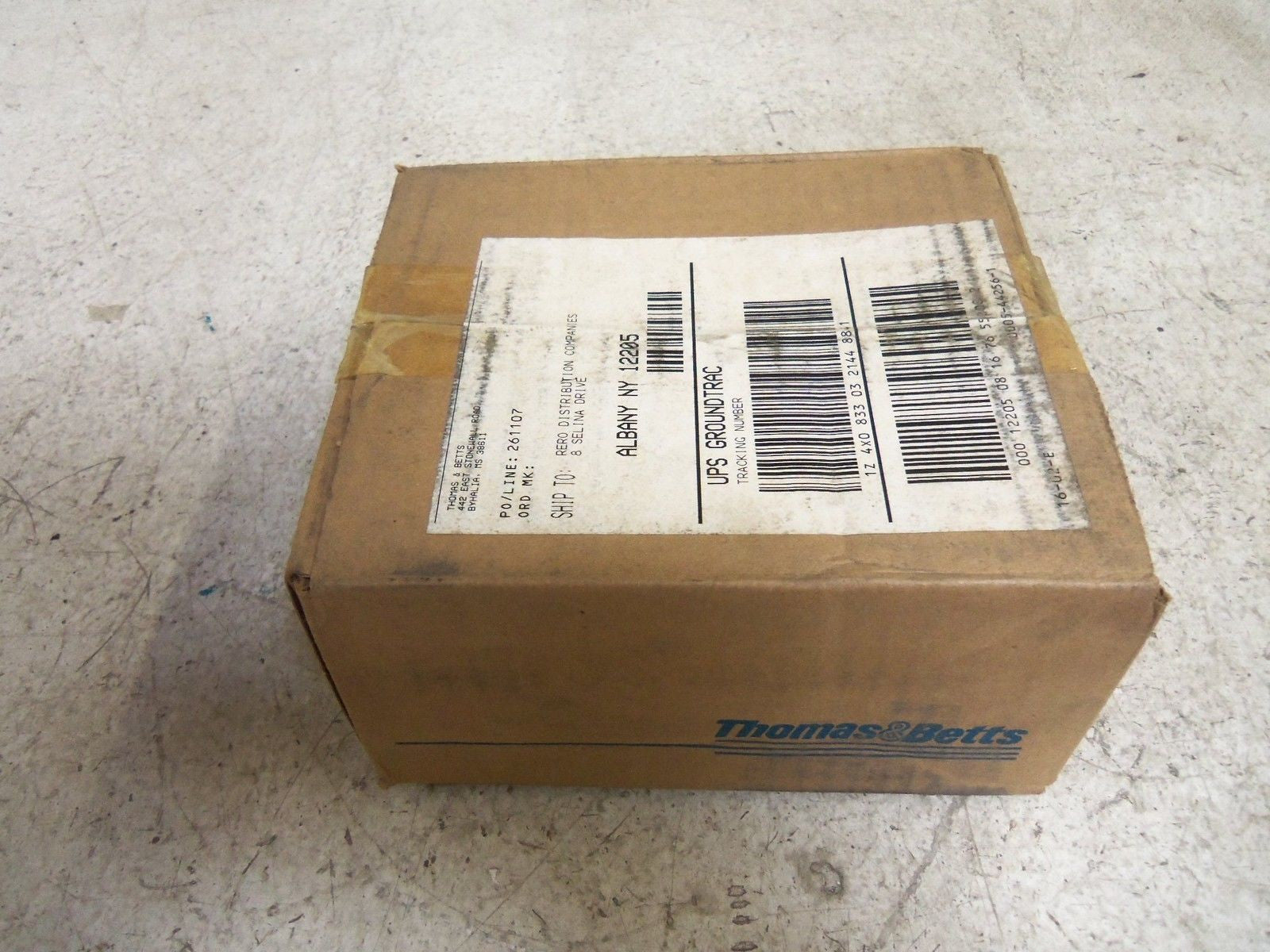 LOT OF 5 THOMAS & BETTS H200A CONDUIT *NEW IN BOX*