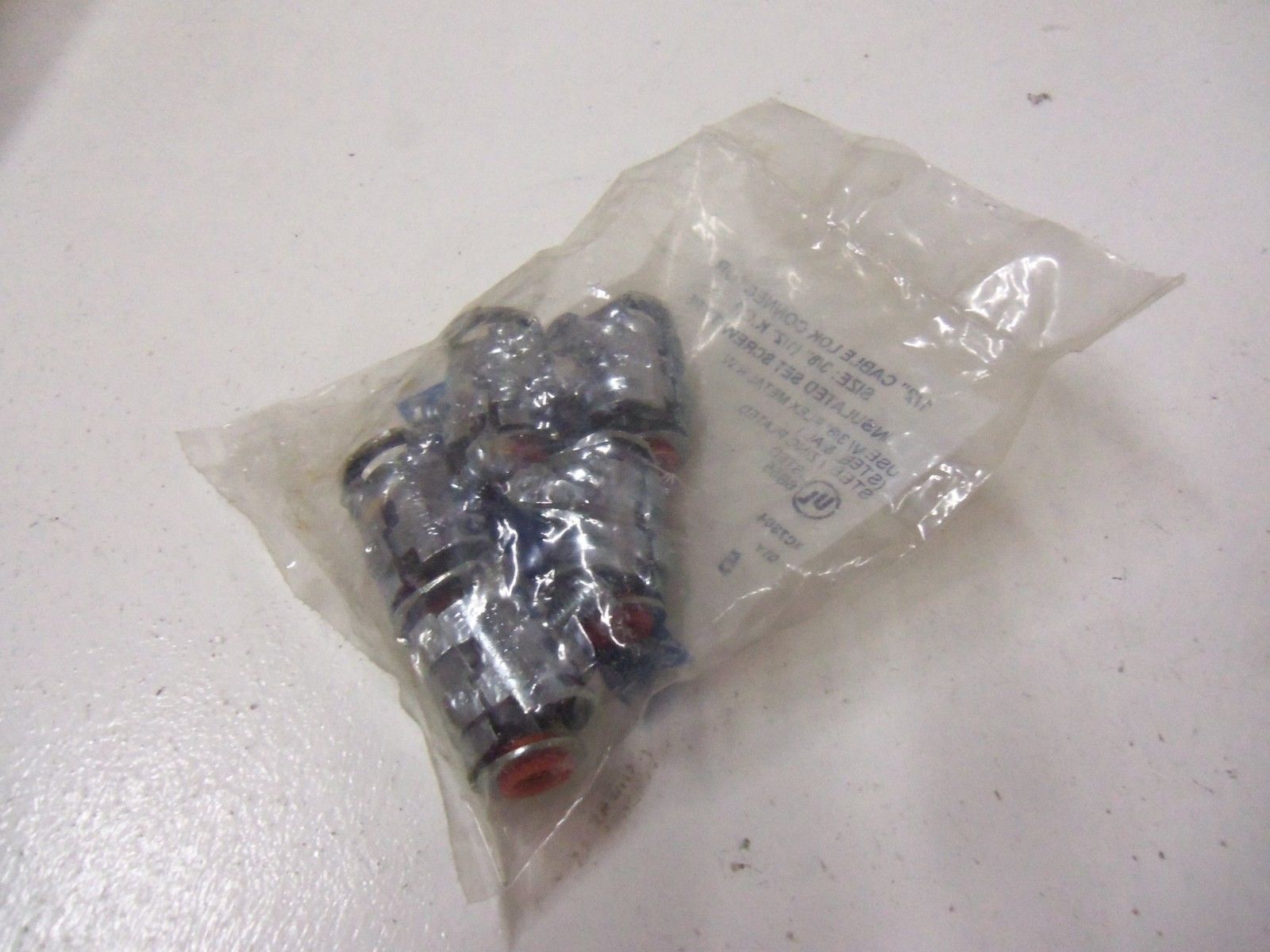 LOT OF 5 THOMAS & BETTS XC730-5 *NEW IN FACTORY BAG*