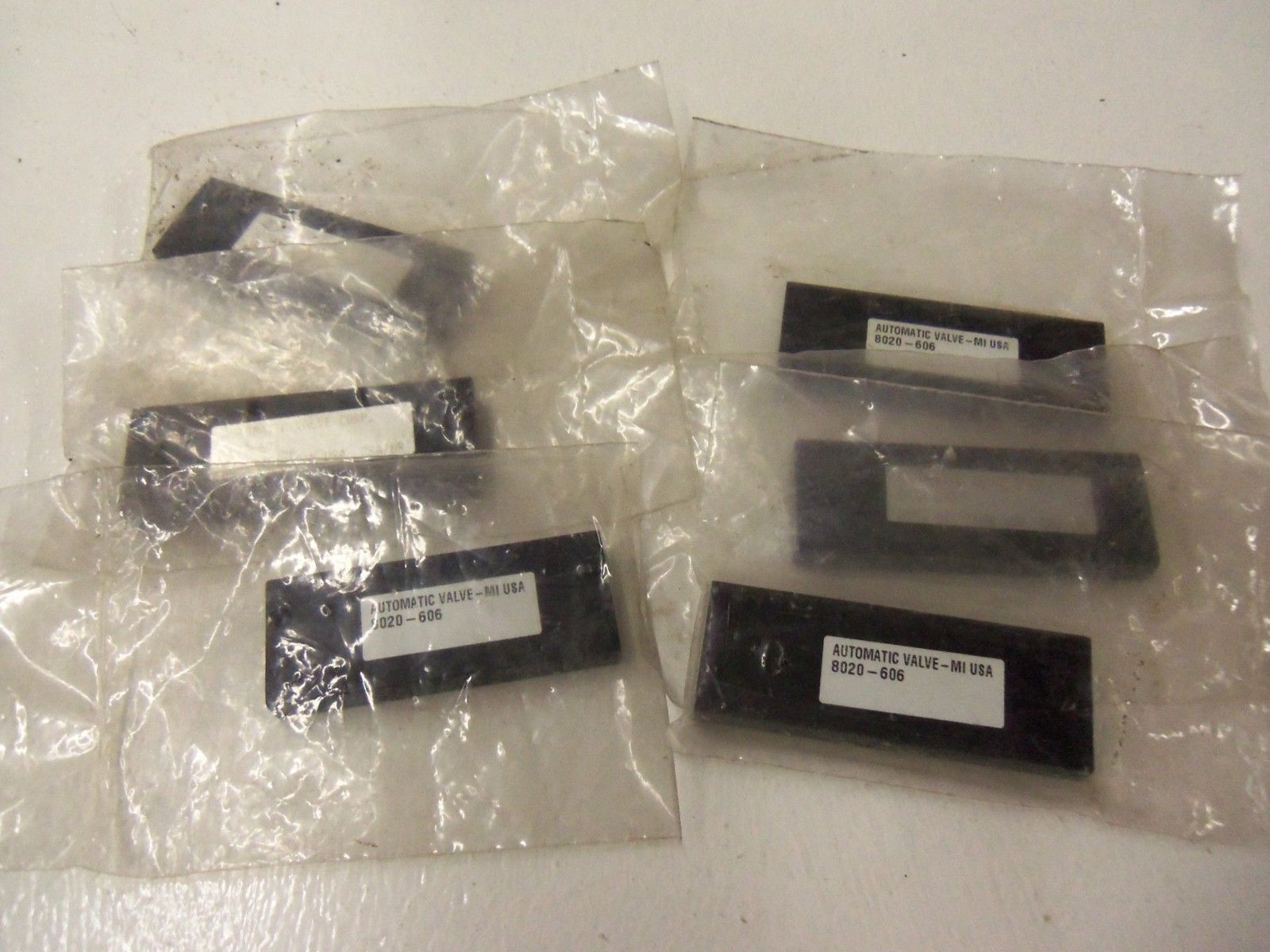 LOT OF 6 AUTOMATIC VALVE 8020-606 *NEW IN BAG*